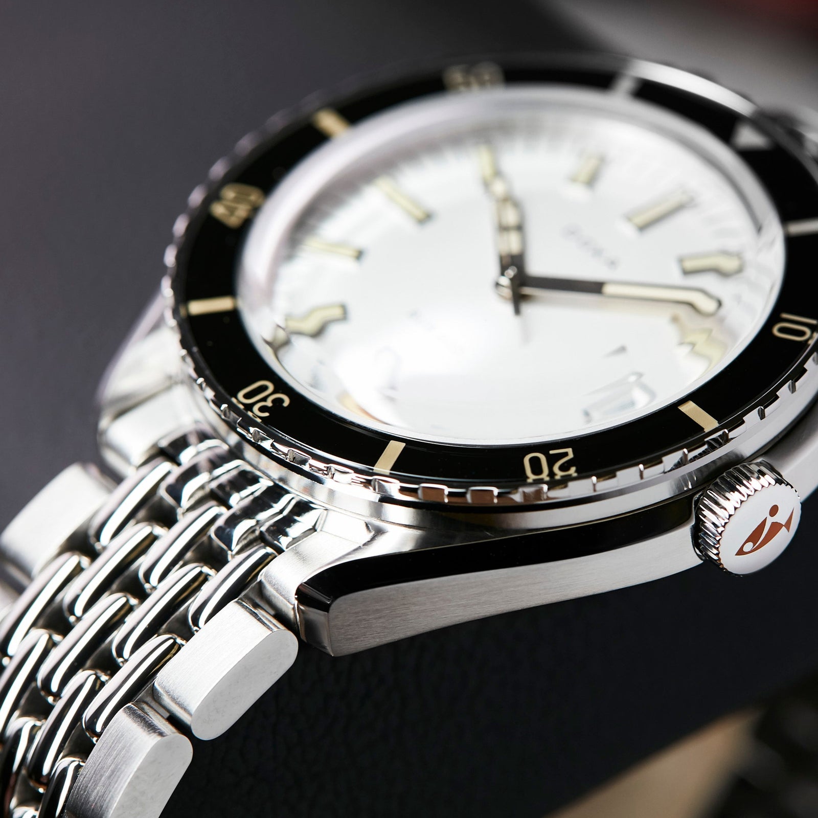 Doxa 200 - Searambler (Silver)