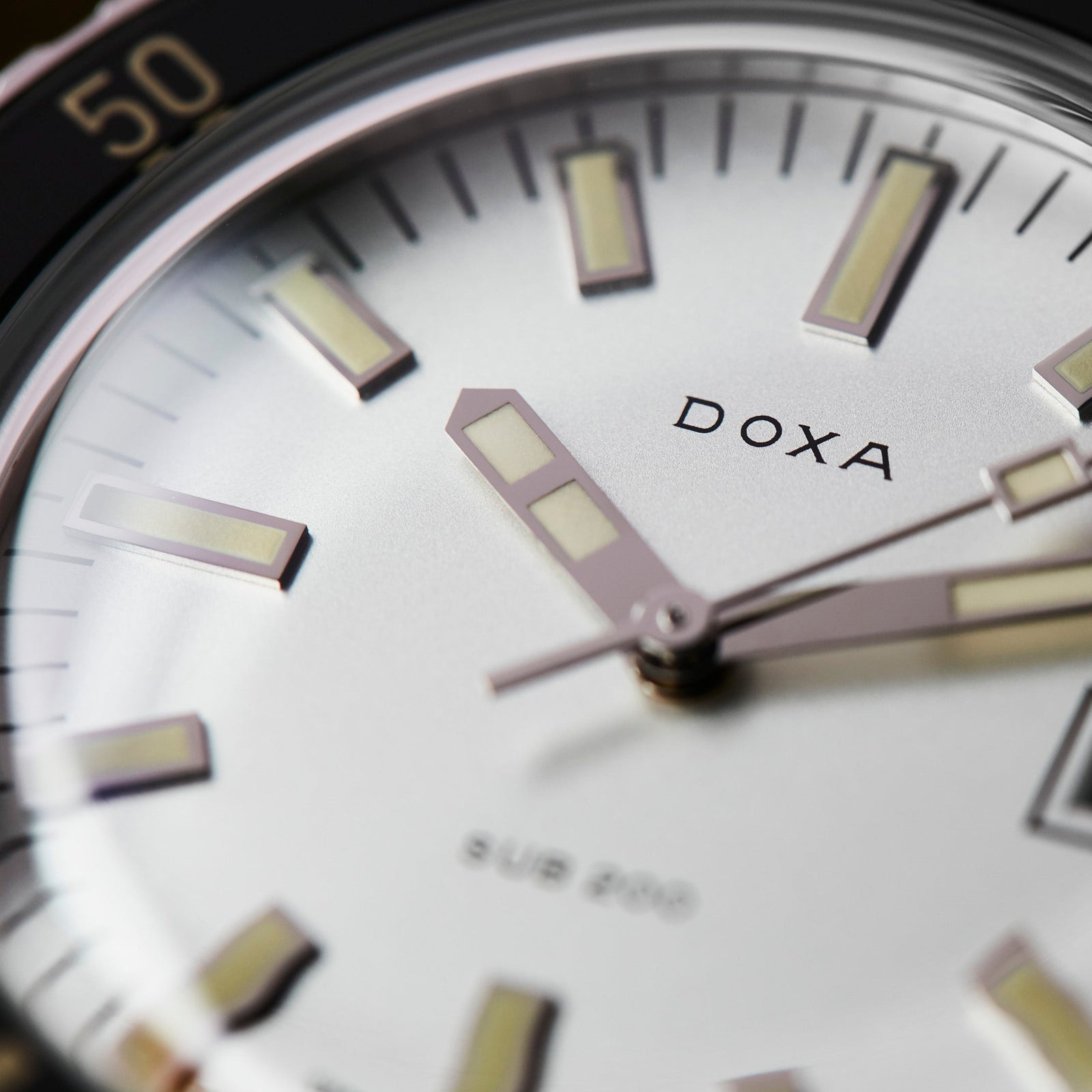 Doxa 200 - Searambler (Silver)
