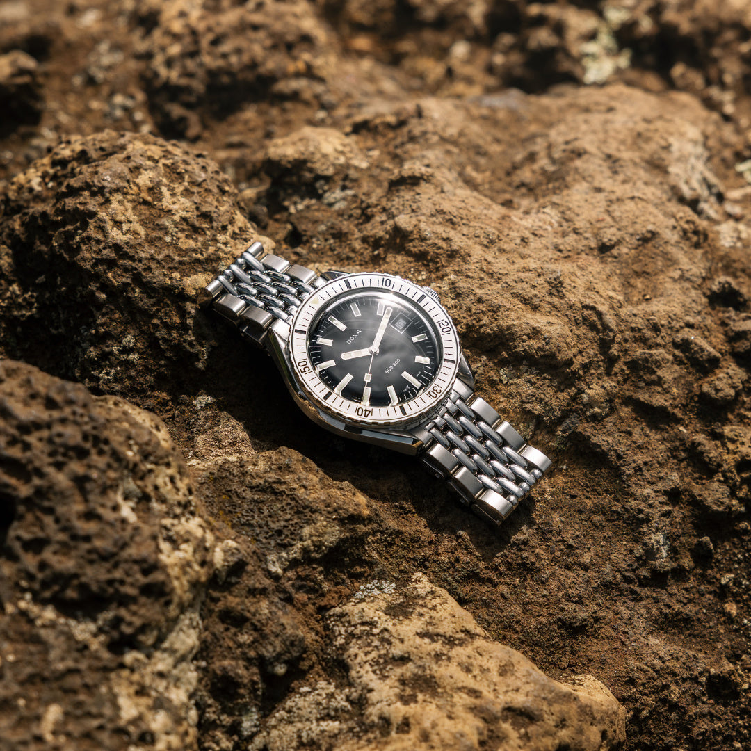 Doxa 200 - Sharkhunter (Black) Steel Bezel