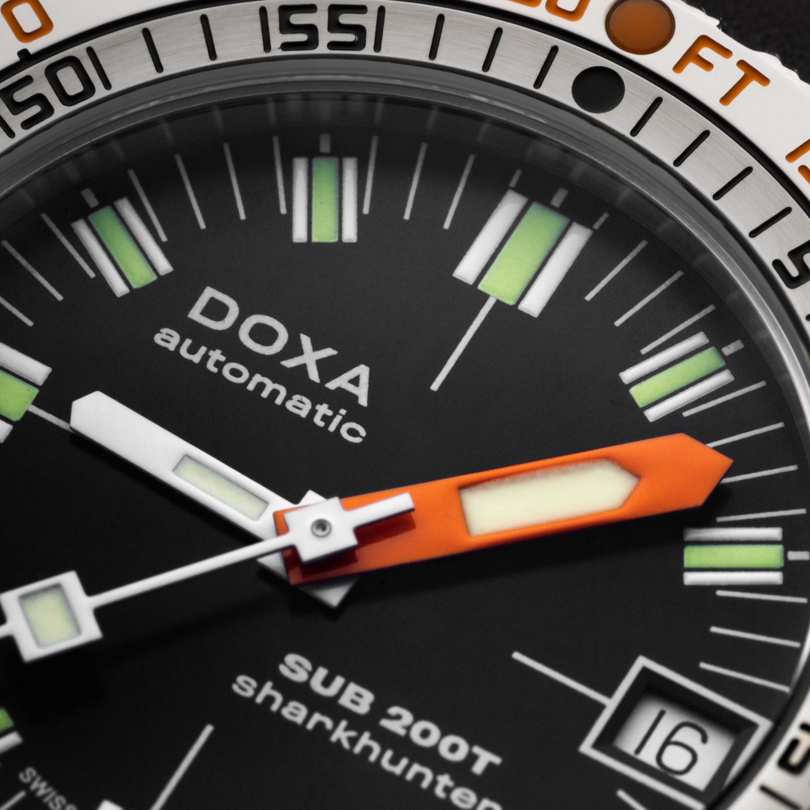 Doxa 200 T - Sharkhunter (Black) Sunray Dial