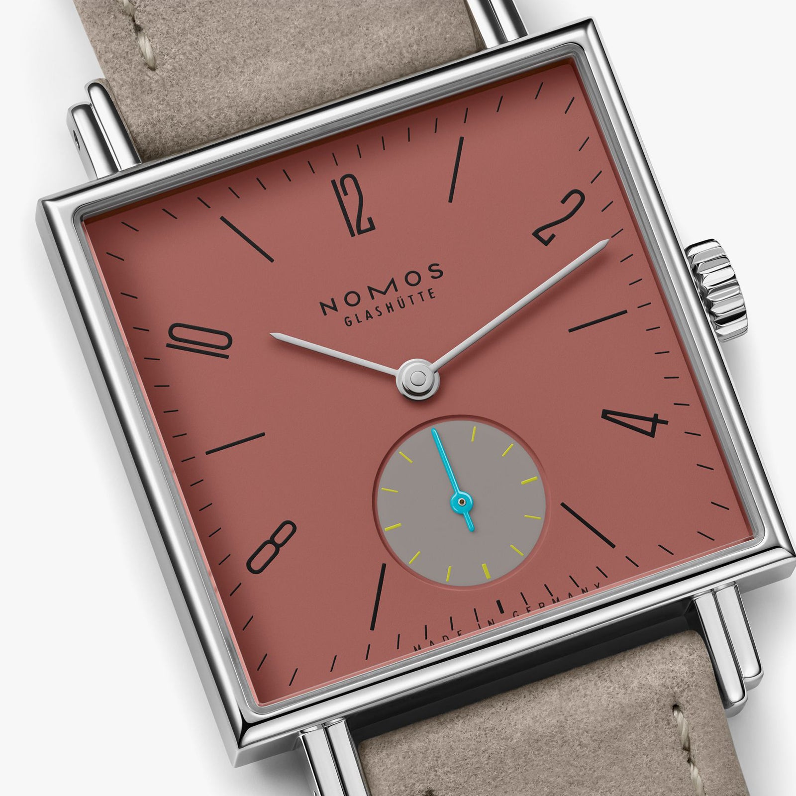 NOMOS - Tetra Terra Ref: 438/438.SB