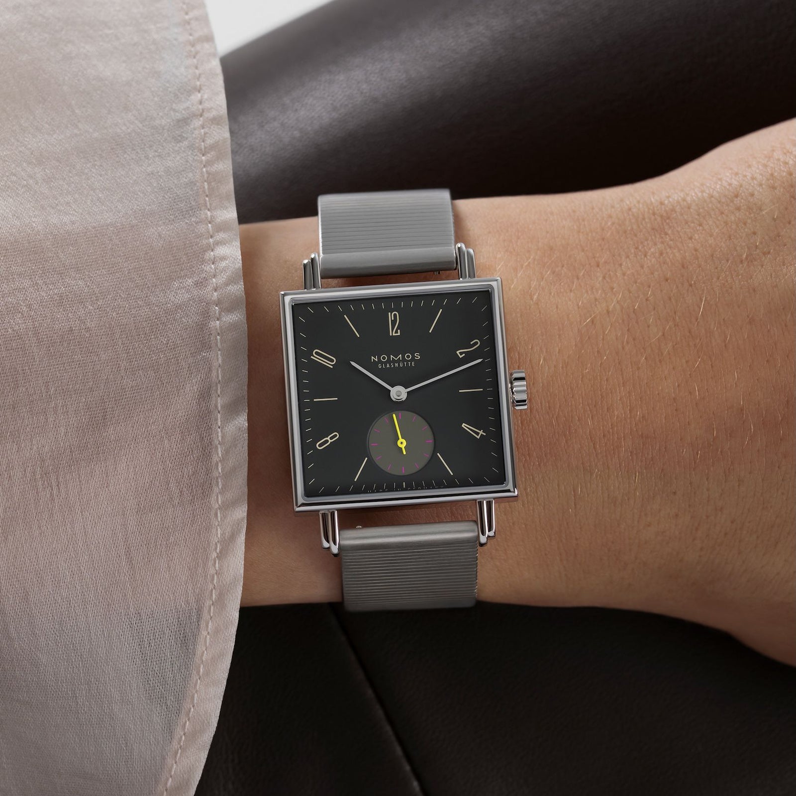NOMOS - Tetra Basalt Ref: 440/440.SB