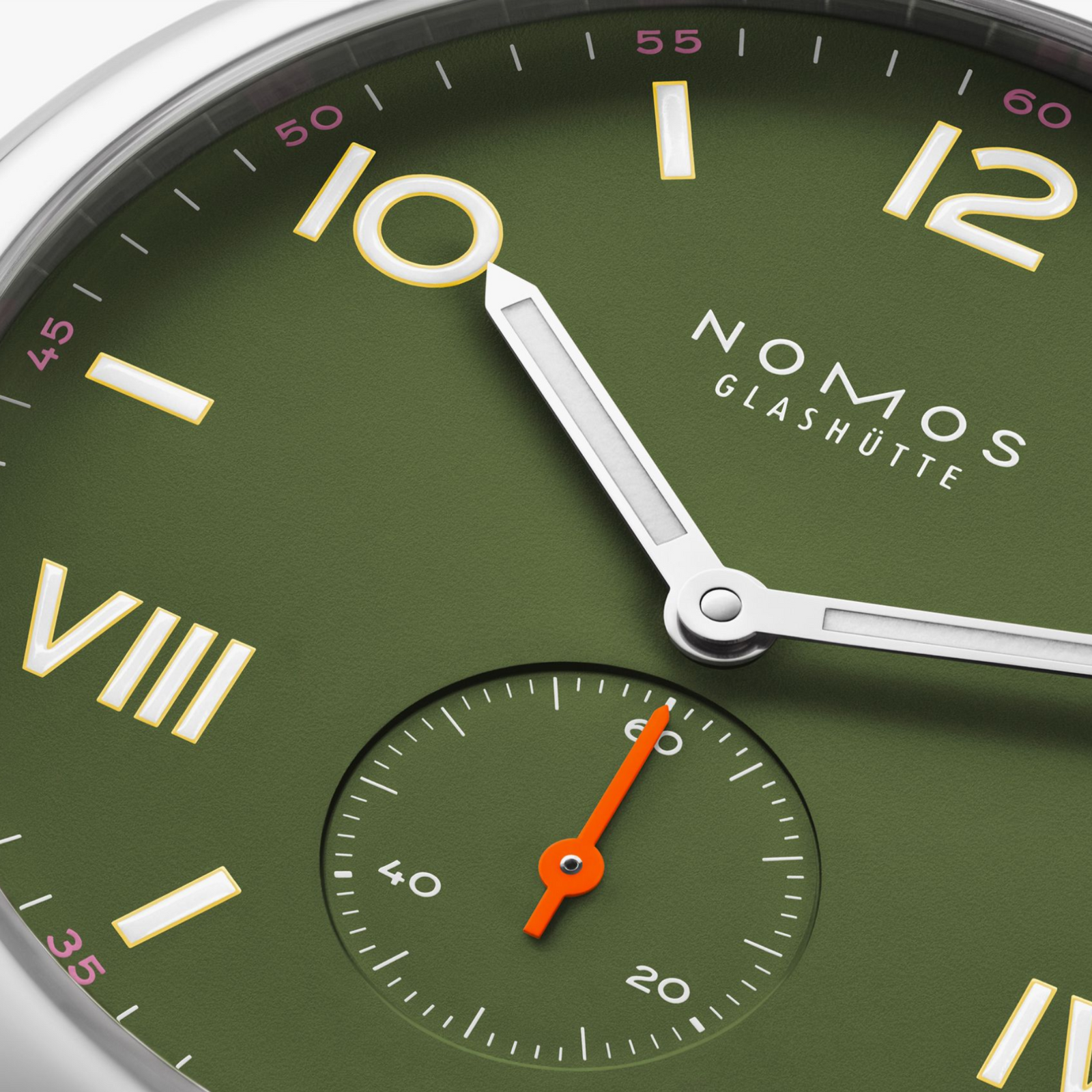 NOMOS - Club Campus 38 All Olive  Ref: 739