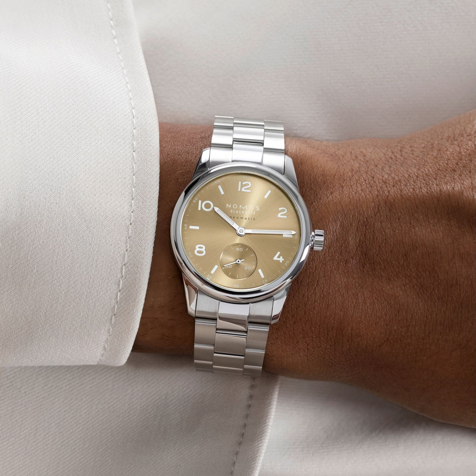 NOMOS - Club Neomatik 34 Gold Ref: 755/755.SB