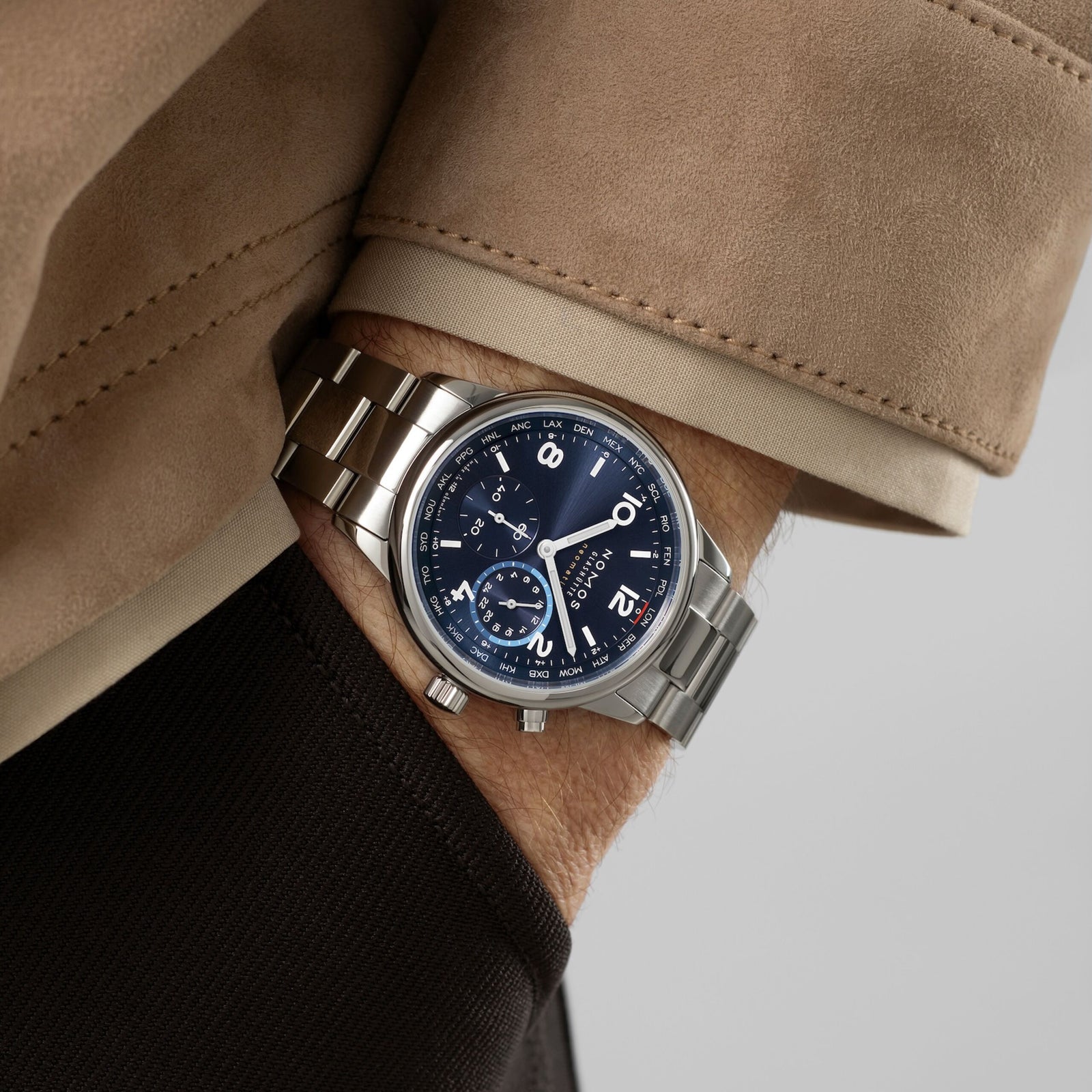 NEW! NOMOS Club Sport Worldtimer Blue Ref: 790 – Roldorf