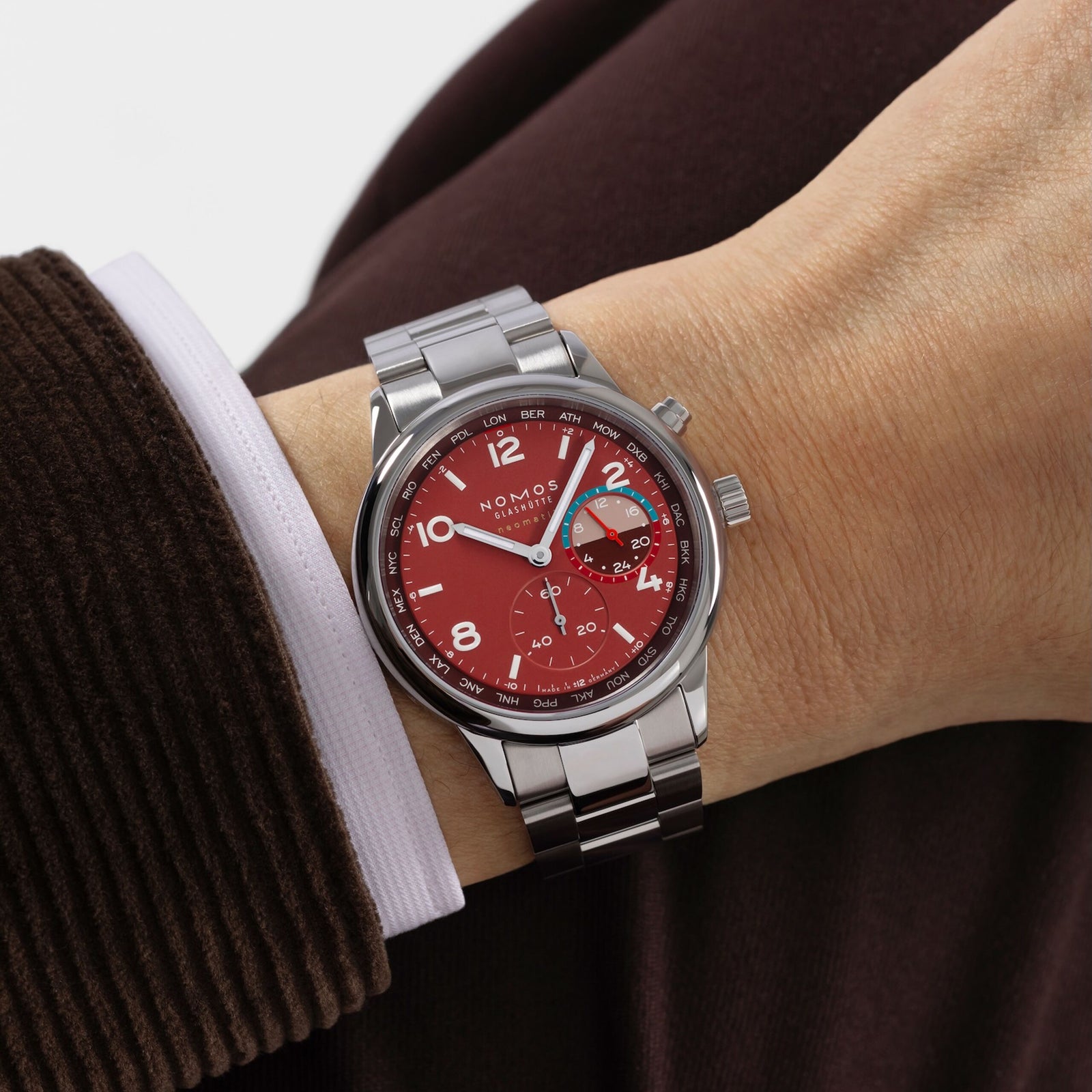 NEW! NOMOS - Club Sport Worldtimer Magma Ref: 790.S5