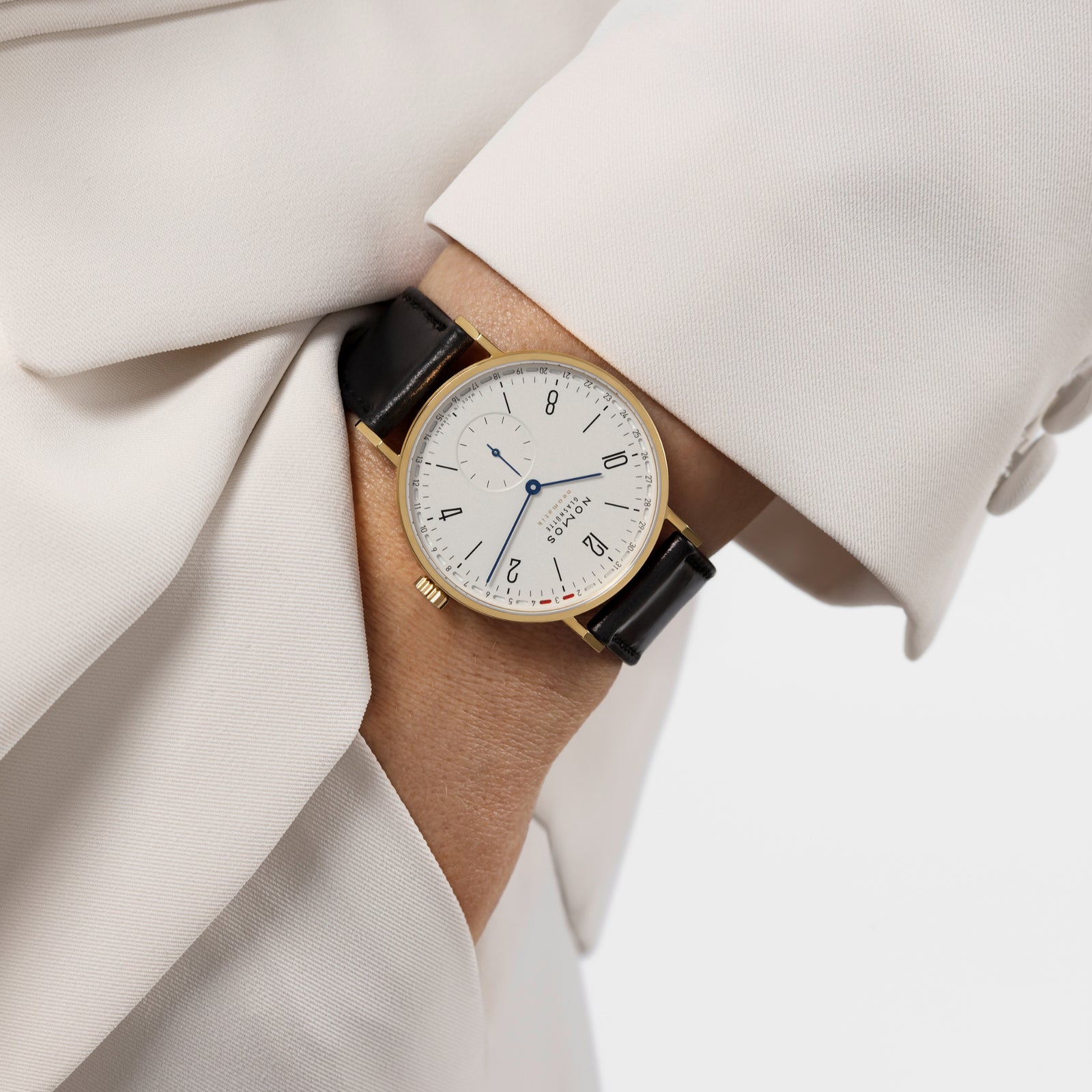 NOMOS - Tangente Gold Neomatik Update 38 Ref: 195