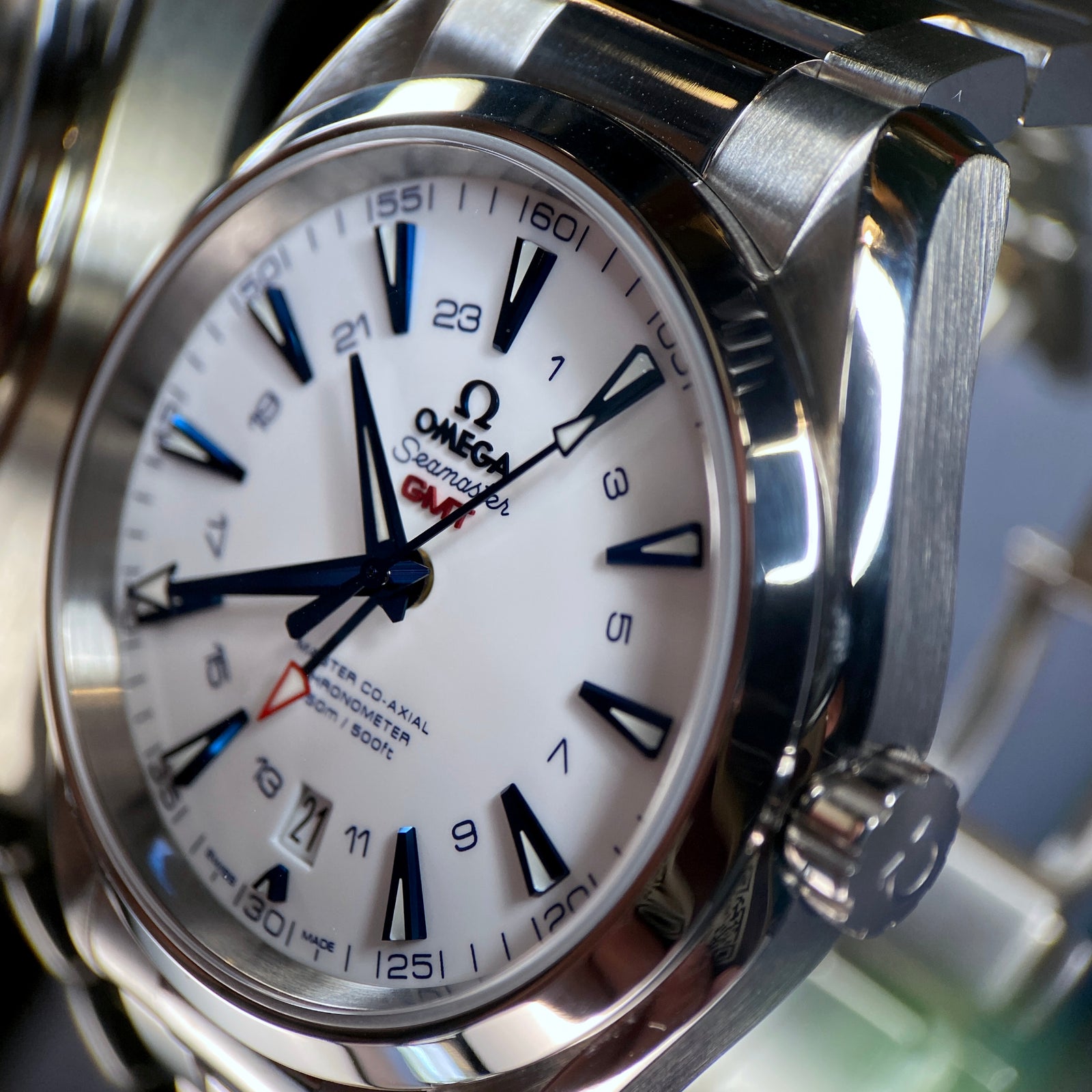 Omega aqua terra gmt white dial sale