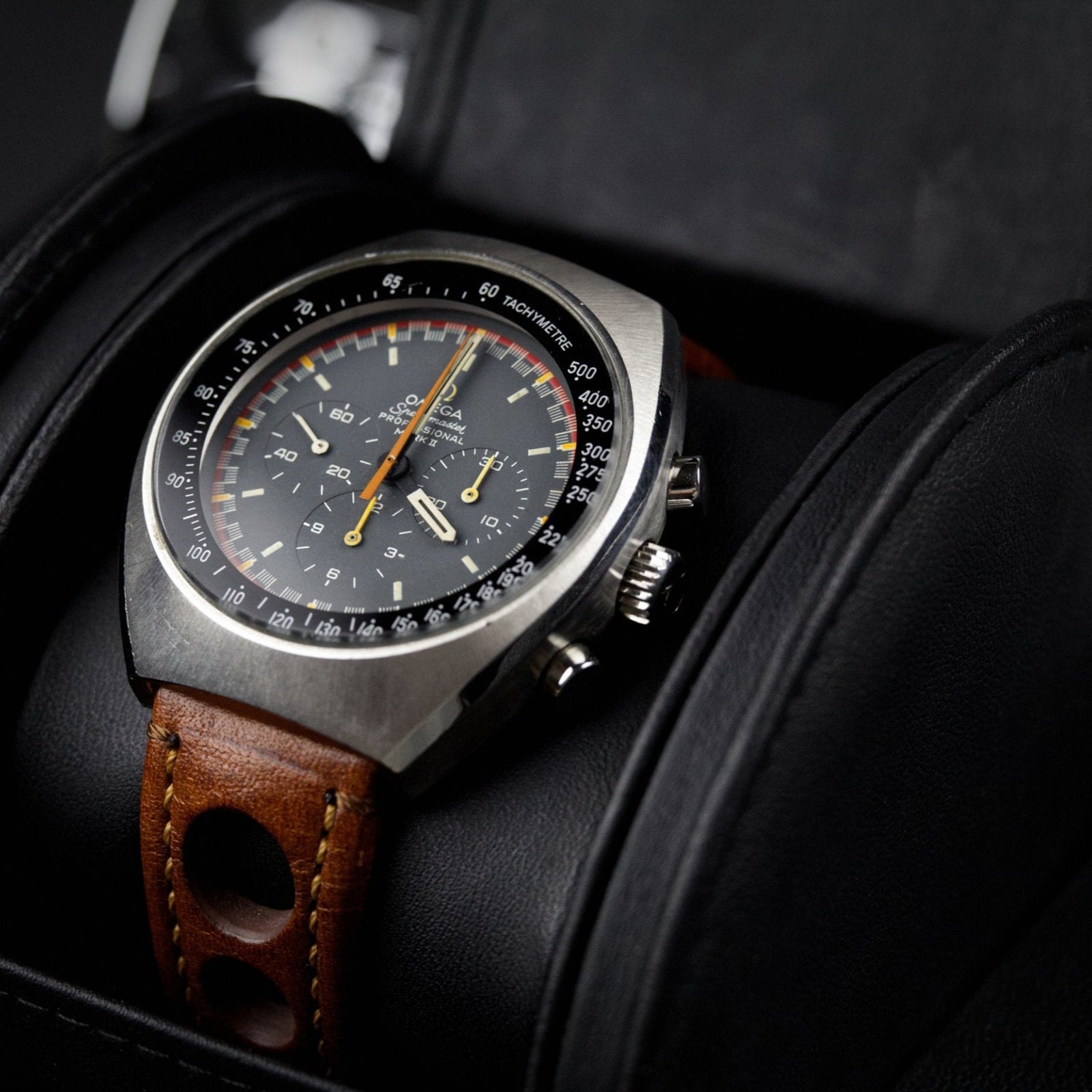 Omega - Speedmaster Mark II (racing)