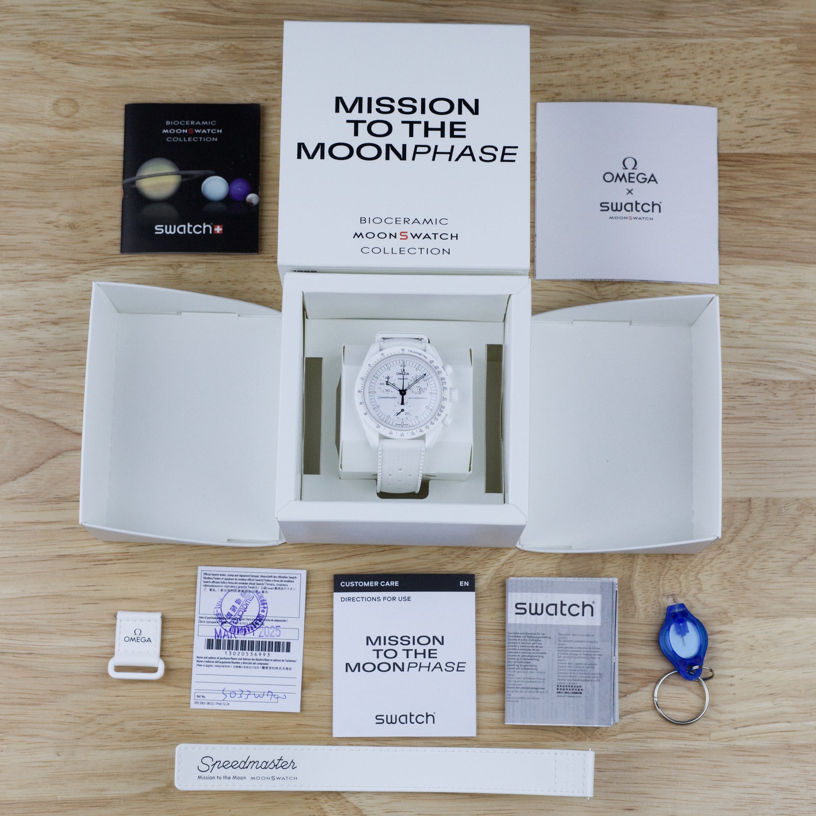 Omega/Swatch - Speedmaster Snoopy Moonphase