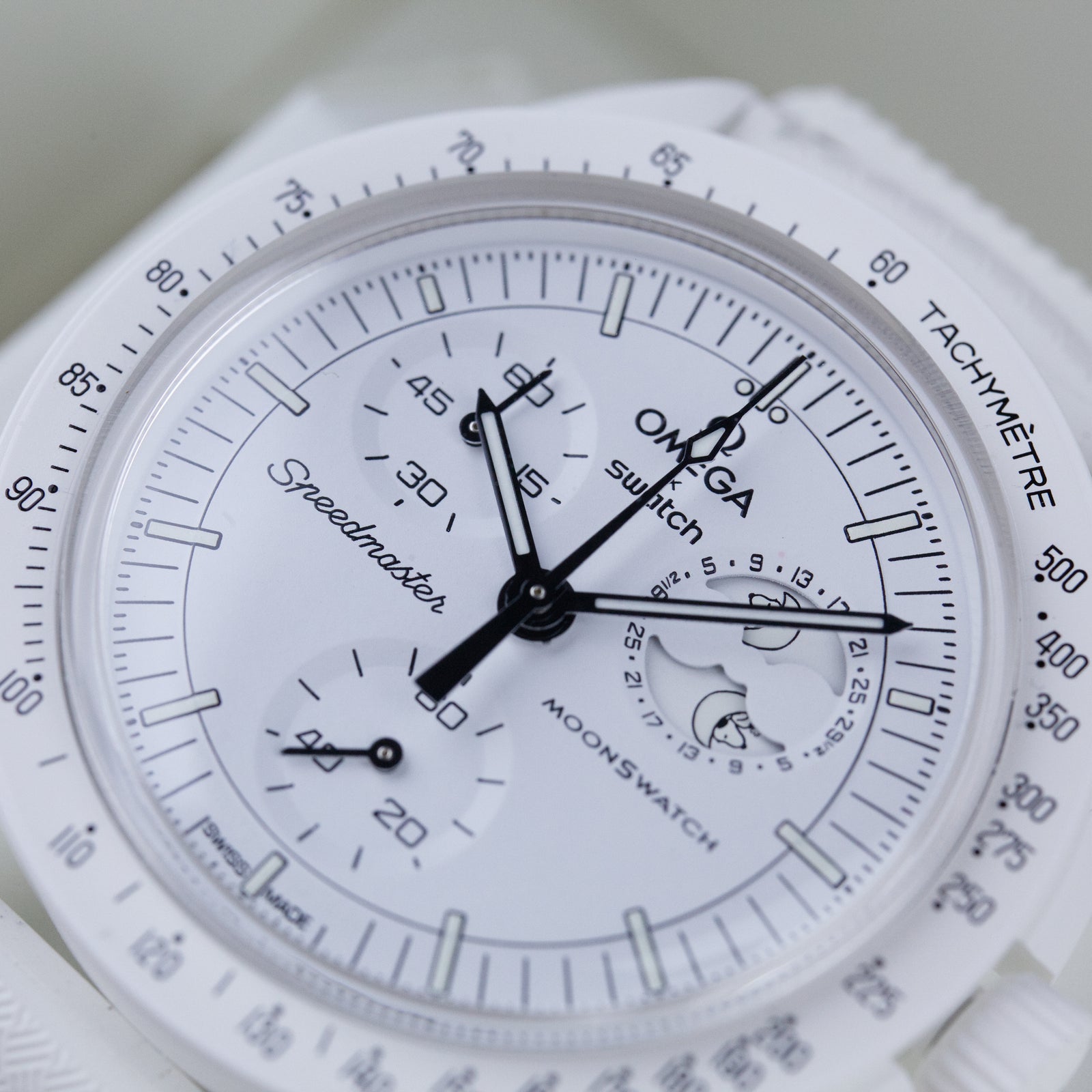 Omega/Swatch - Speedmaster Snoopy Moonphase