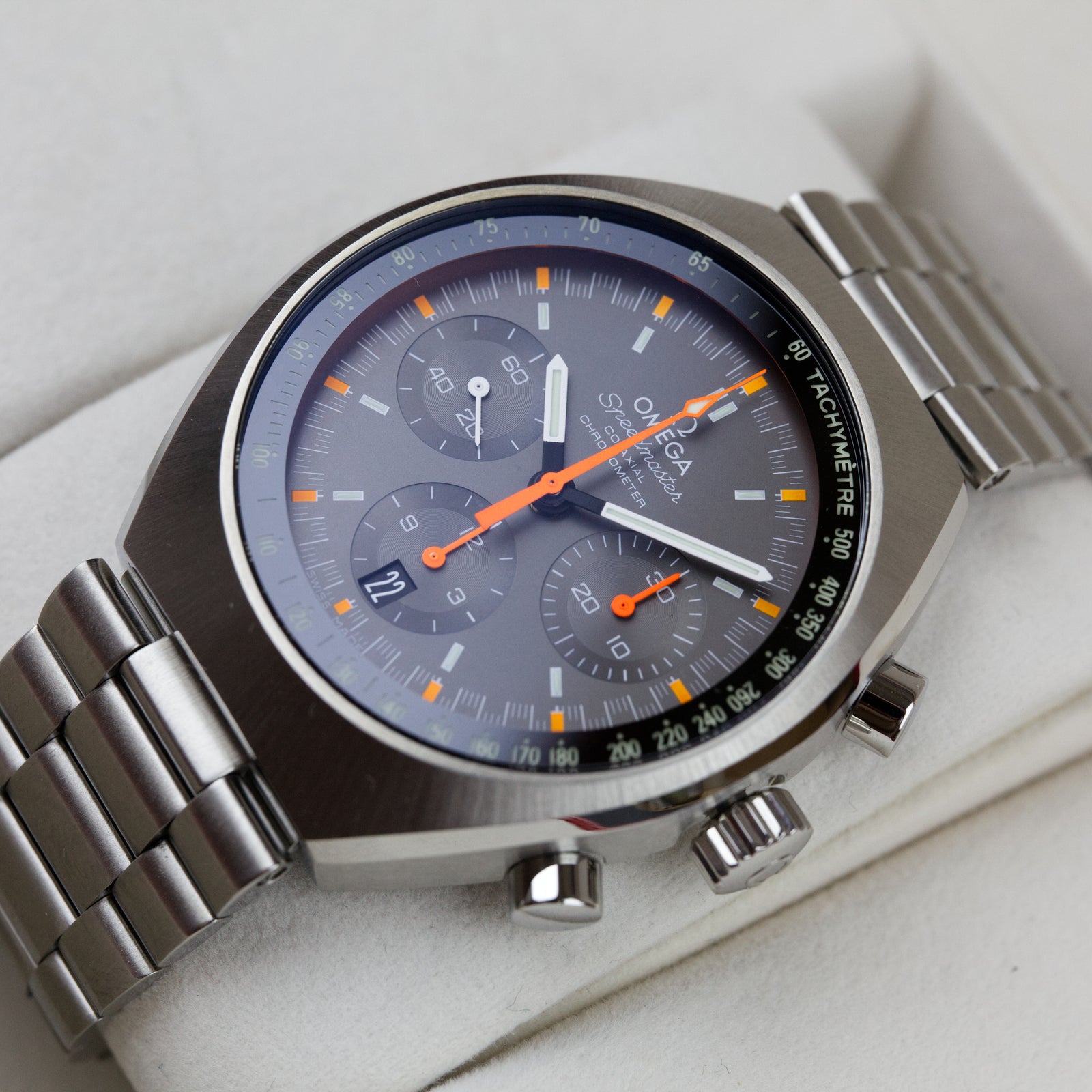 Omega - Speedmaster Mark II (Co-Axial)