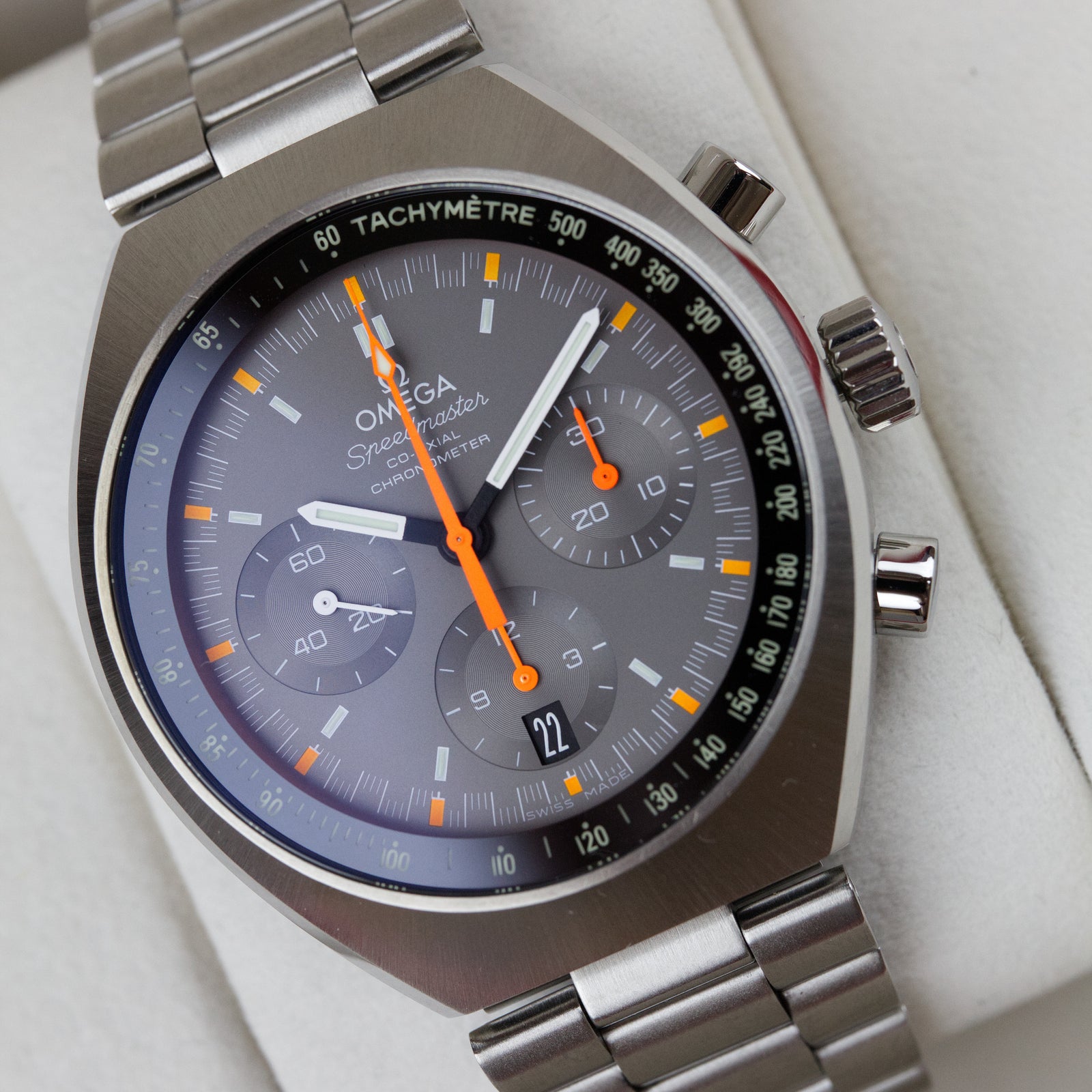 Omega - Speedmaster Mark II (Co-Axial)