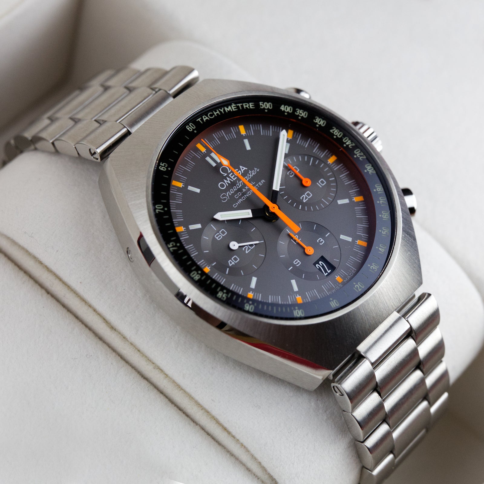 Omega - Speedmaster Mark II (Co-Axial)