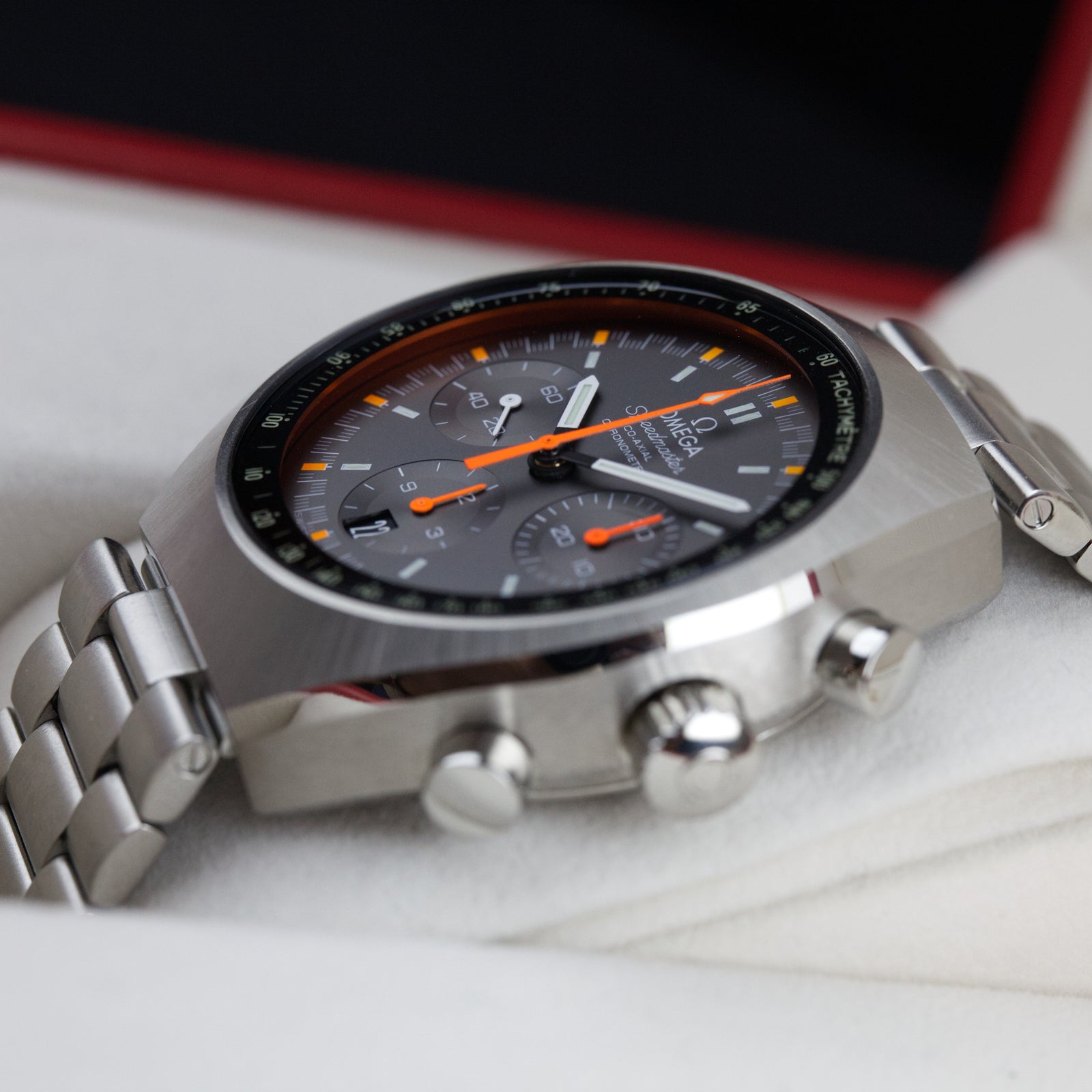 Omega - Speedmaster Mark II (Co-Axial)