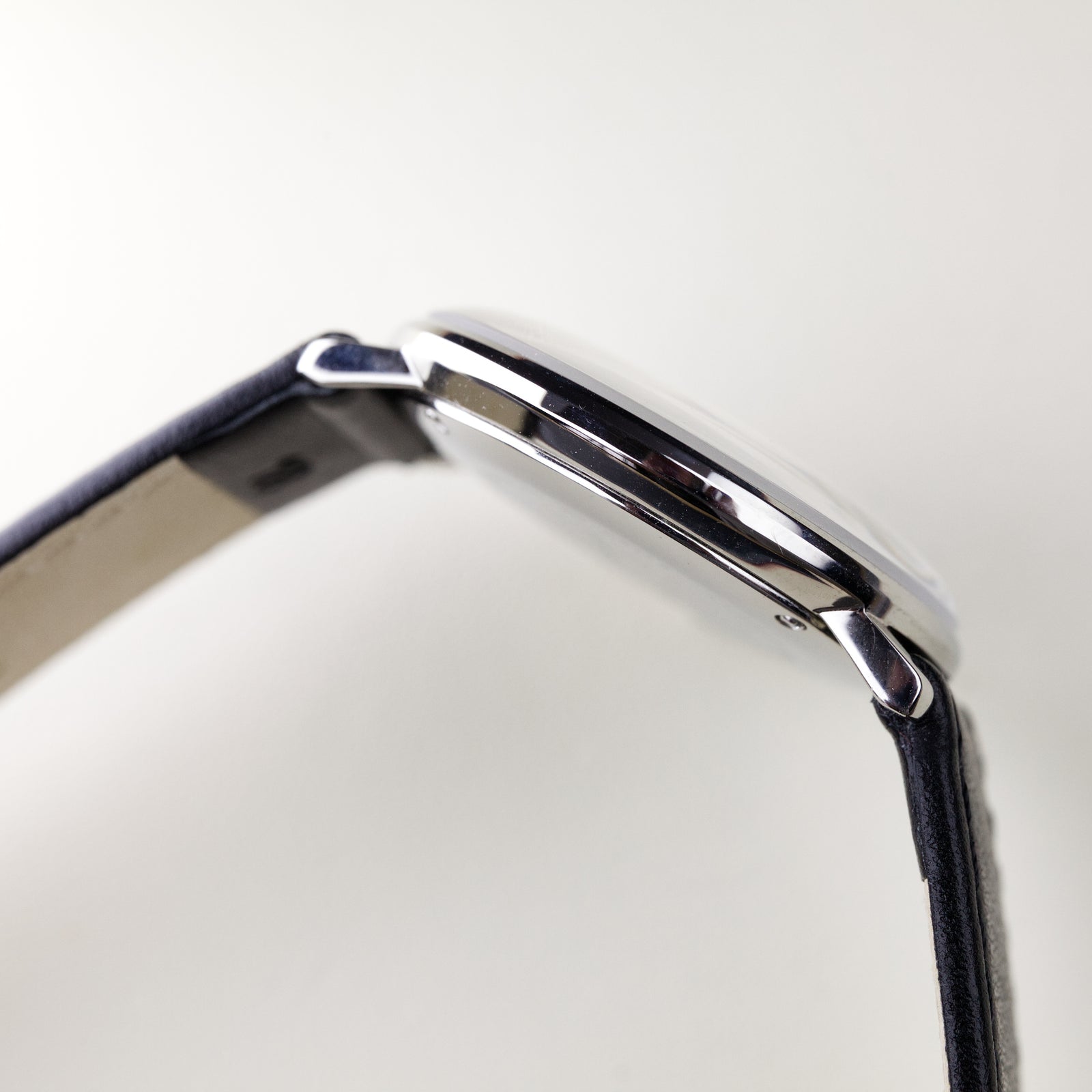 Junghans - max bill Handaufzug 27/3702.02
