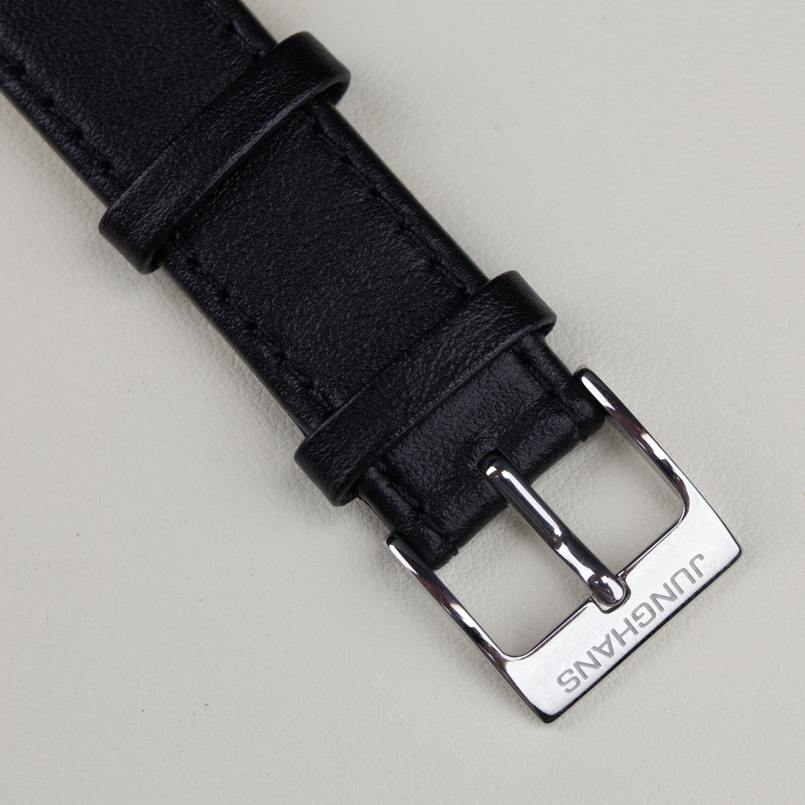 Junghans - max bill Handaufzug 27/3702.02