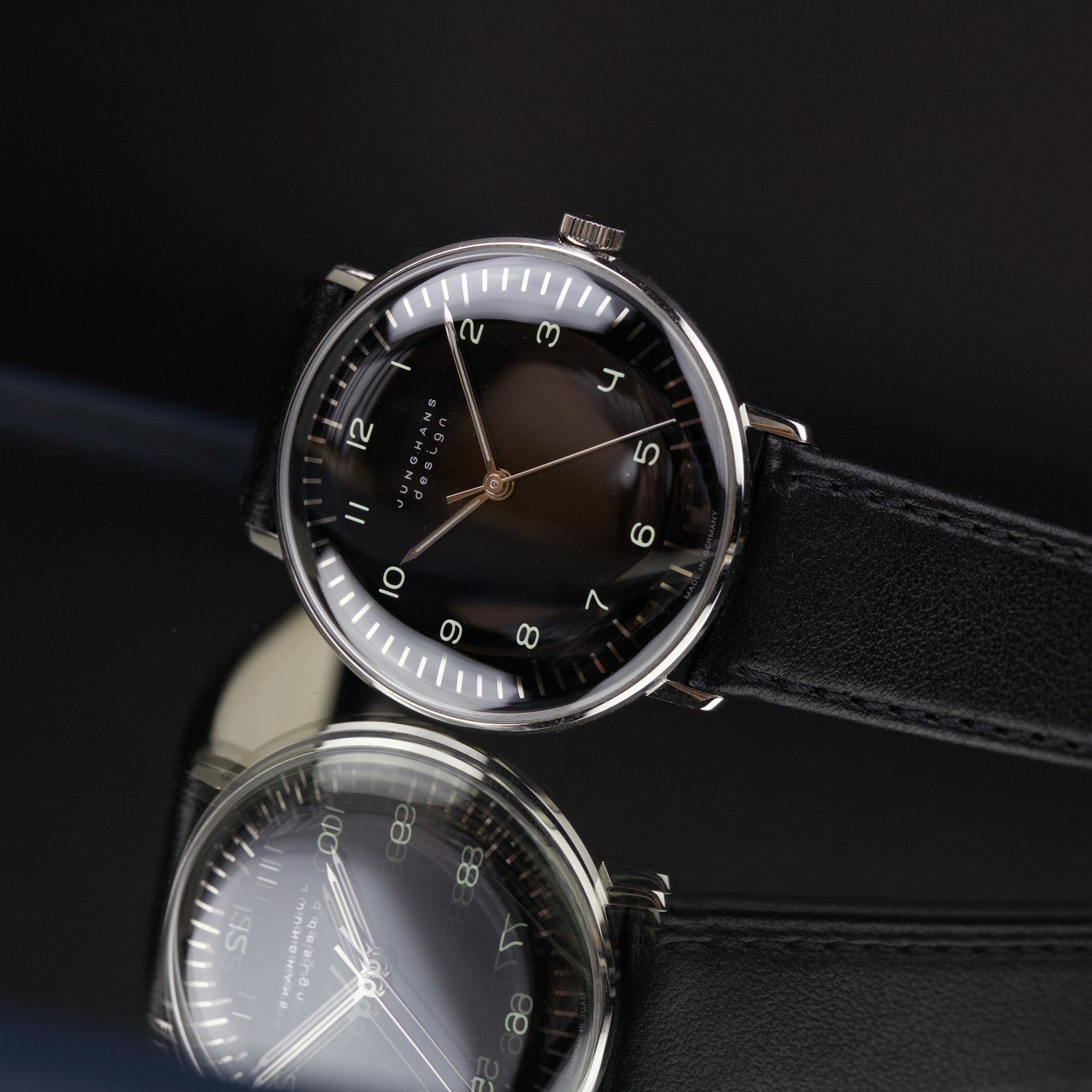 Junghans - max bill Handaufzug 27/3702.02