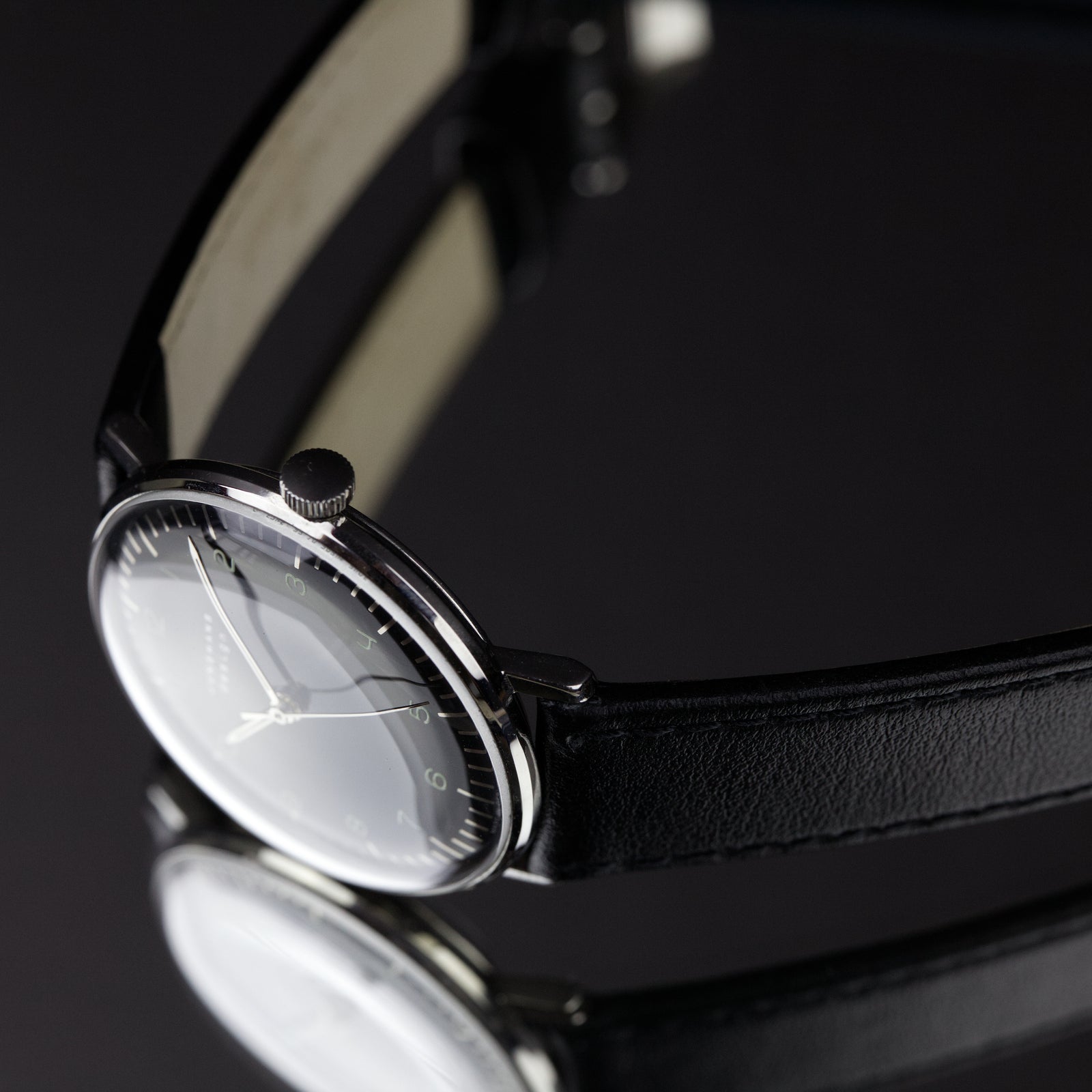 Junghans - max bill Handaufzug 27/3702.02