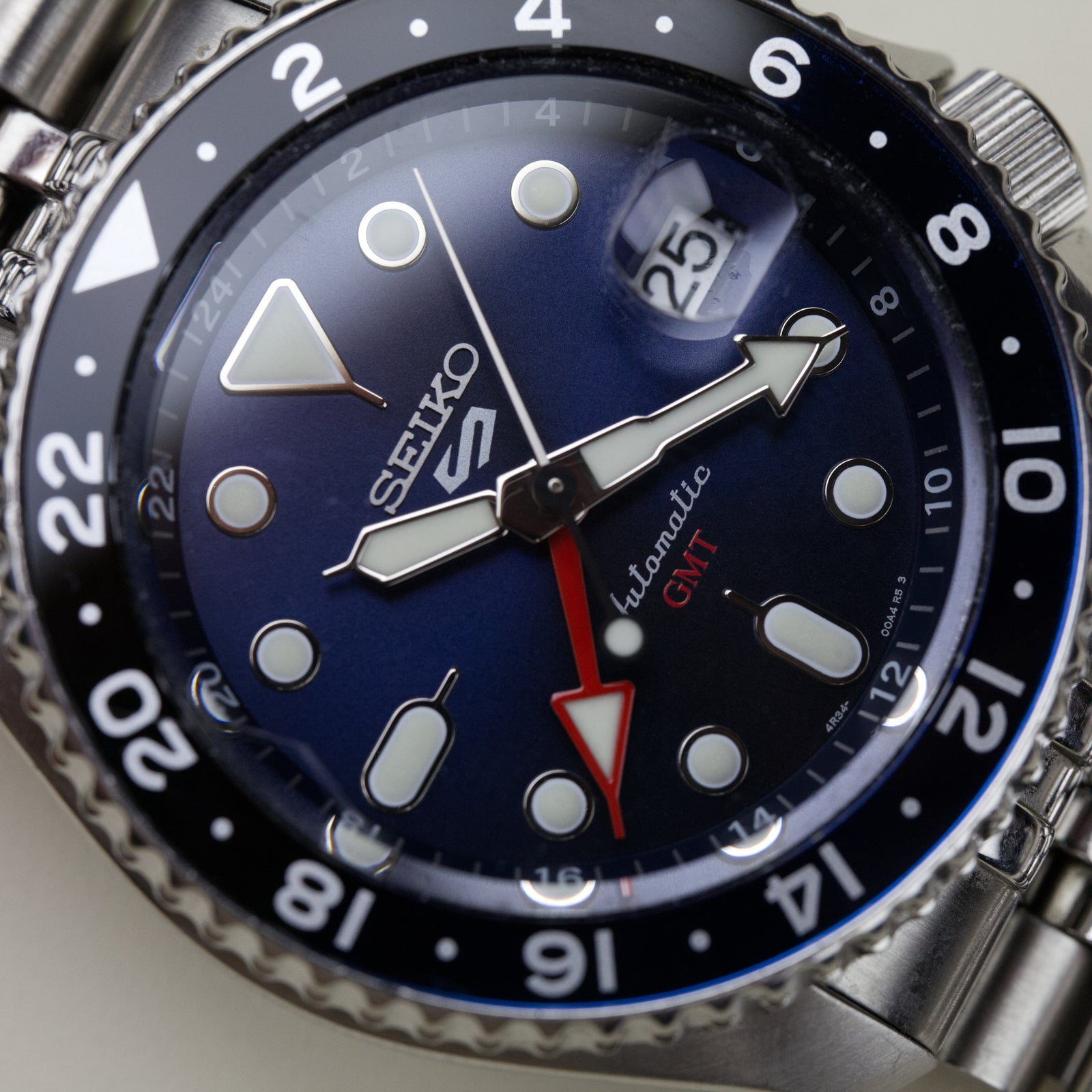 Seiko 5 - GMT SSK003