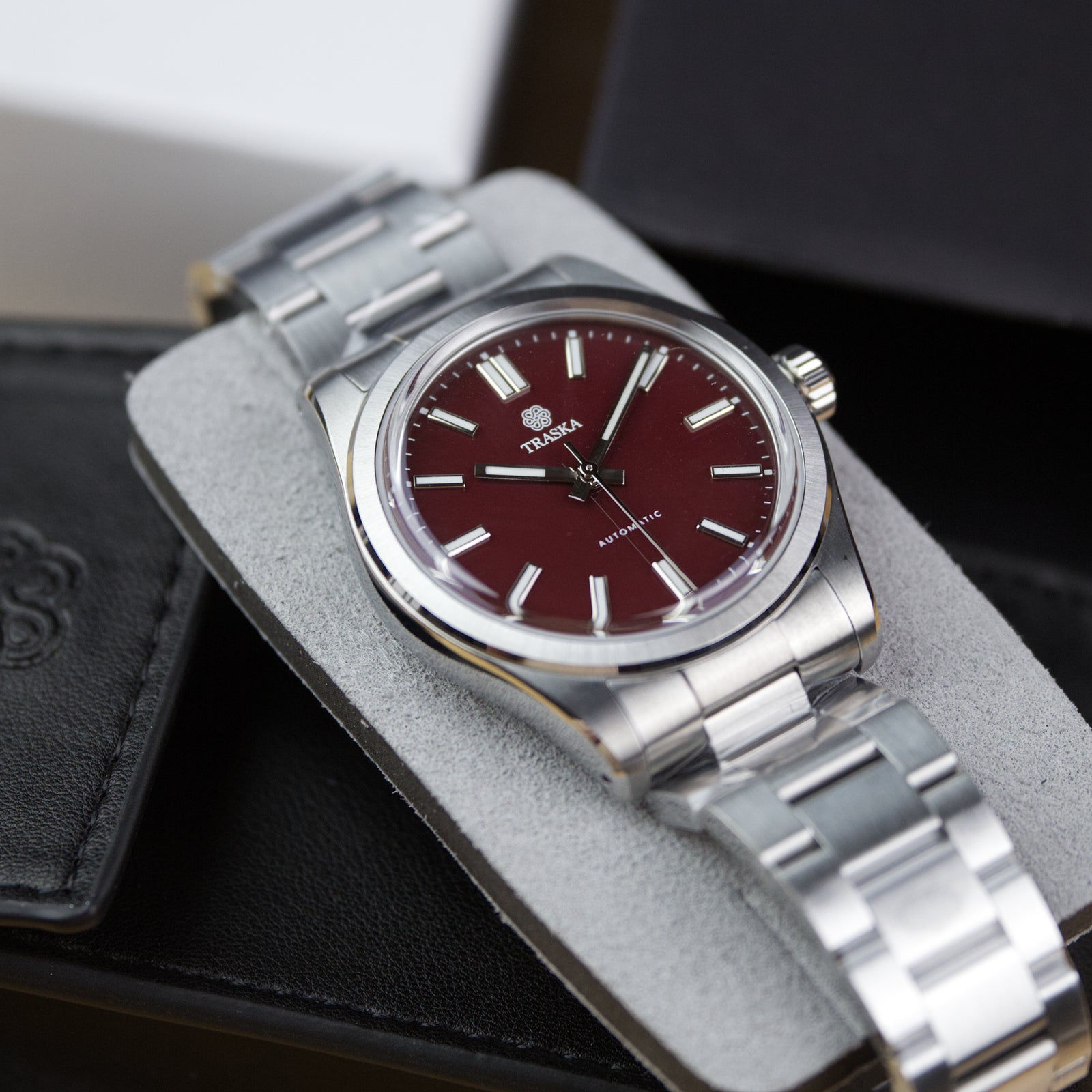 Traska - Commuter Oxblood