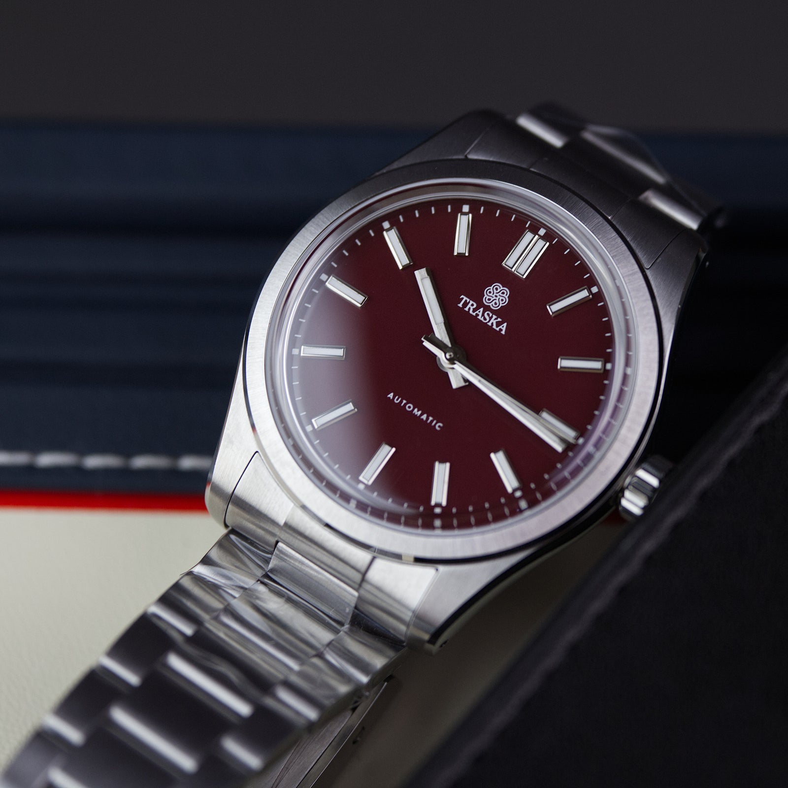 Traska - Commuter Oxblood