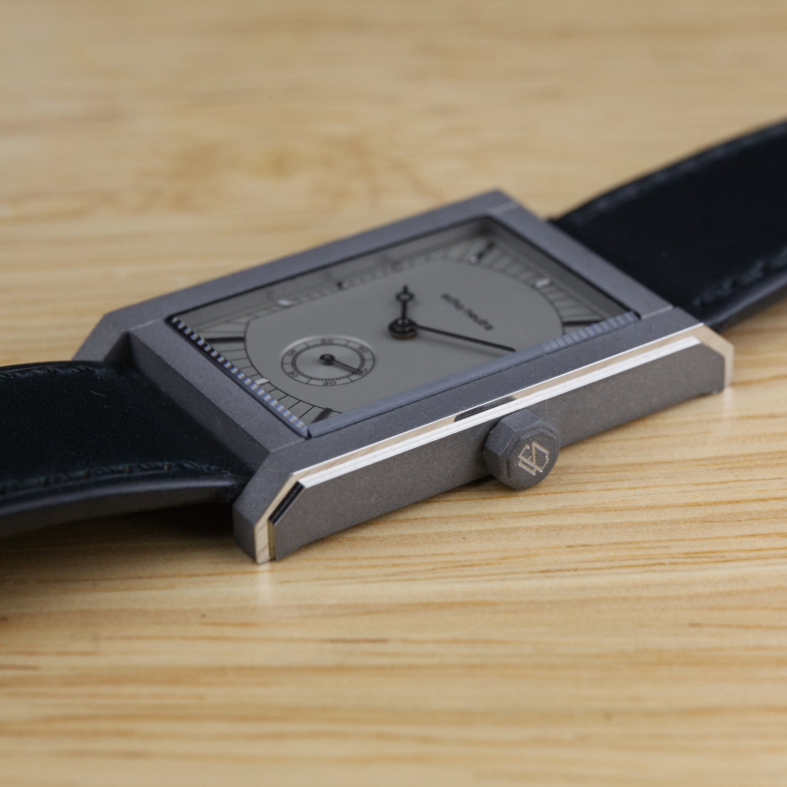 Rivanera - Grey