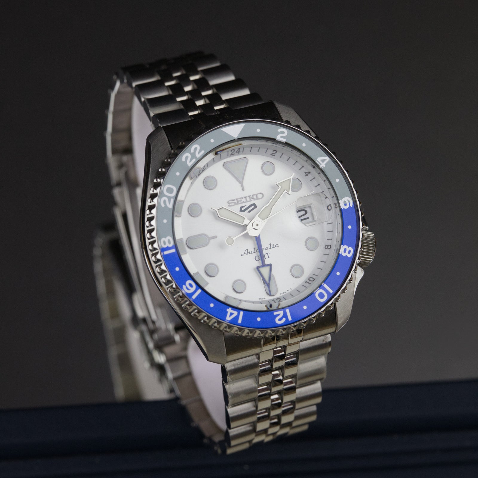 Seiko 5 - GMT SSK033