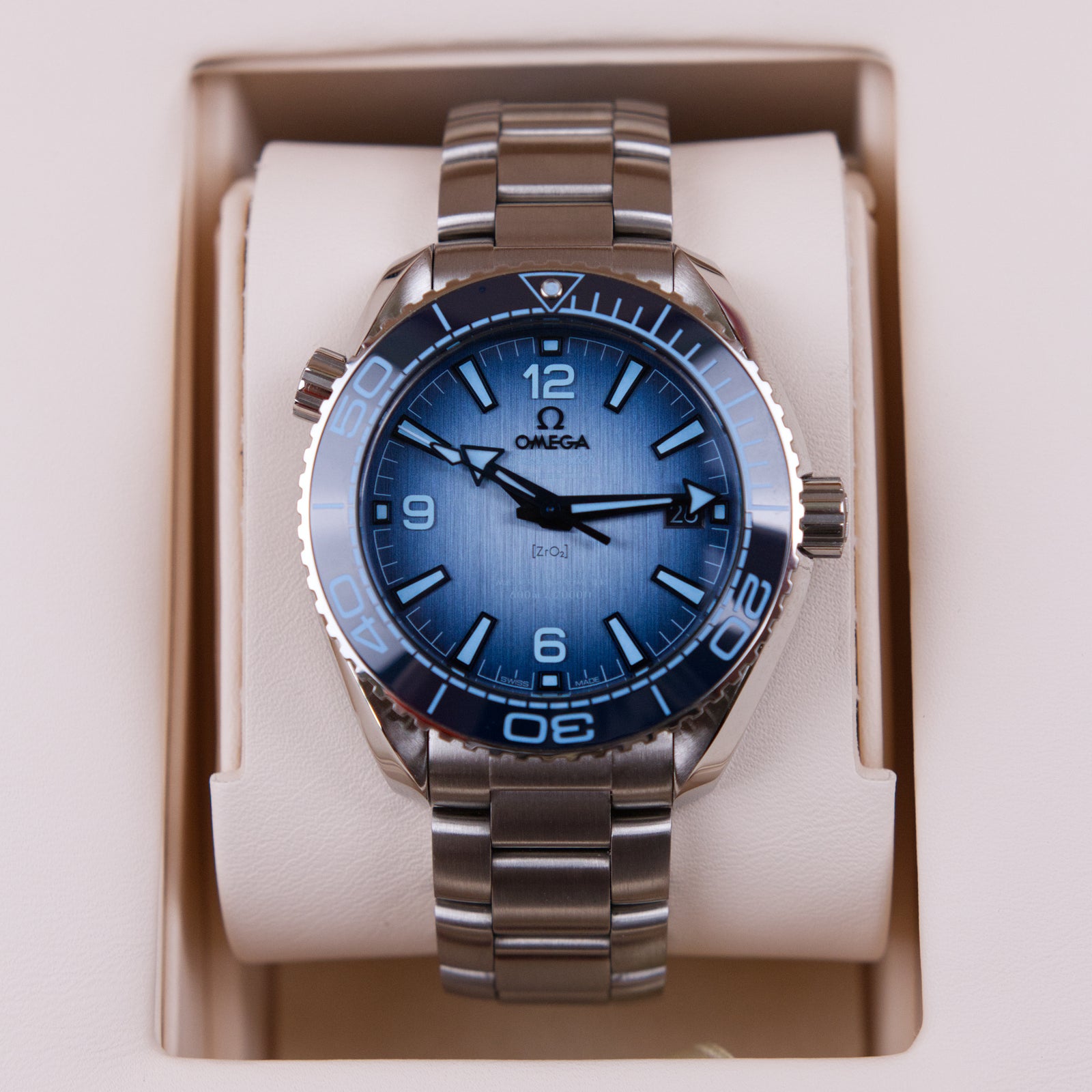 Omega Seamaster Planet Ocean (Summer Blue)