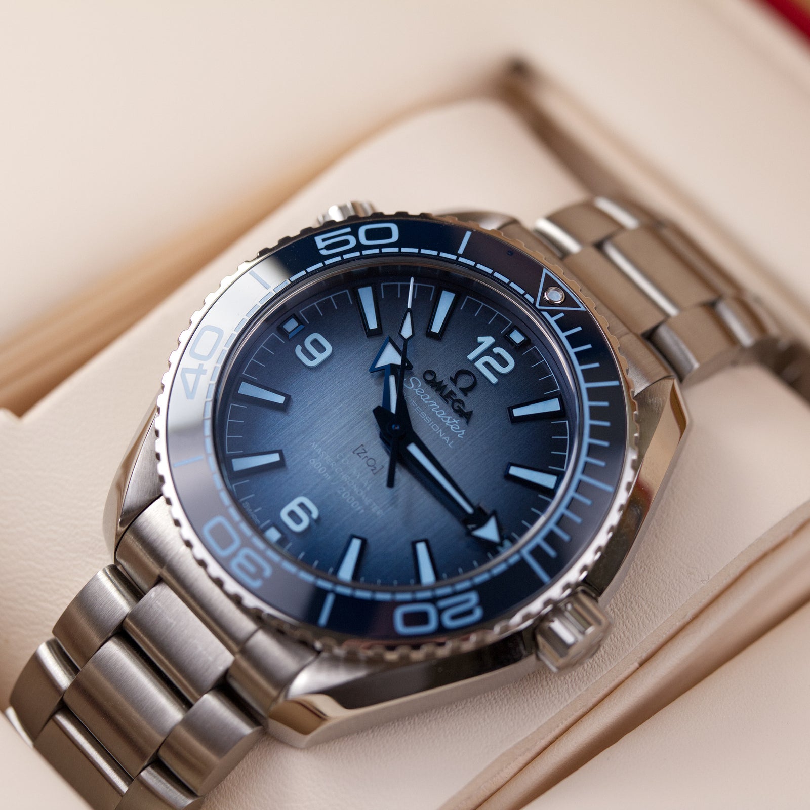 Omega Seamaster Planet Ocean (Summer Blue)