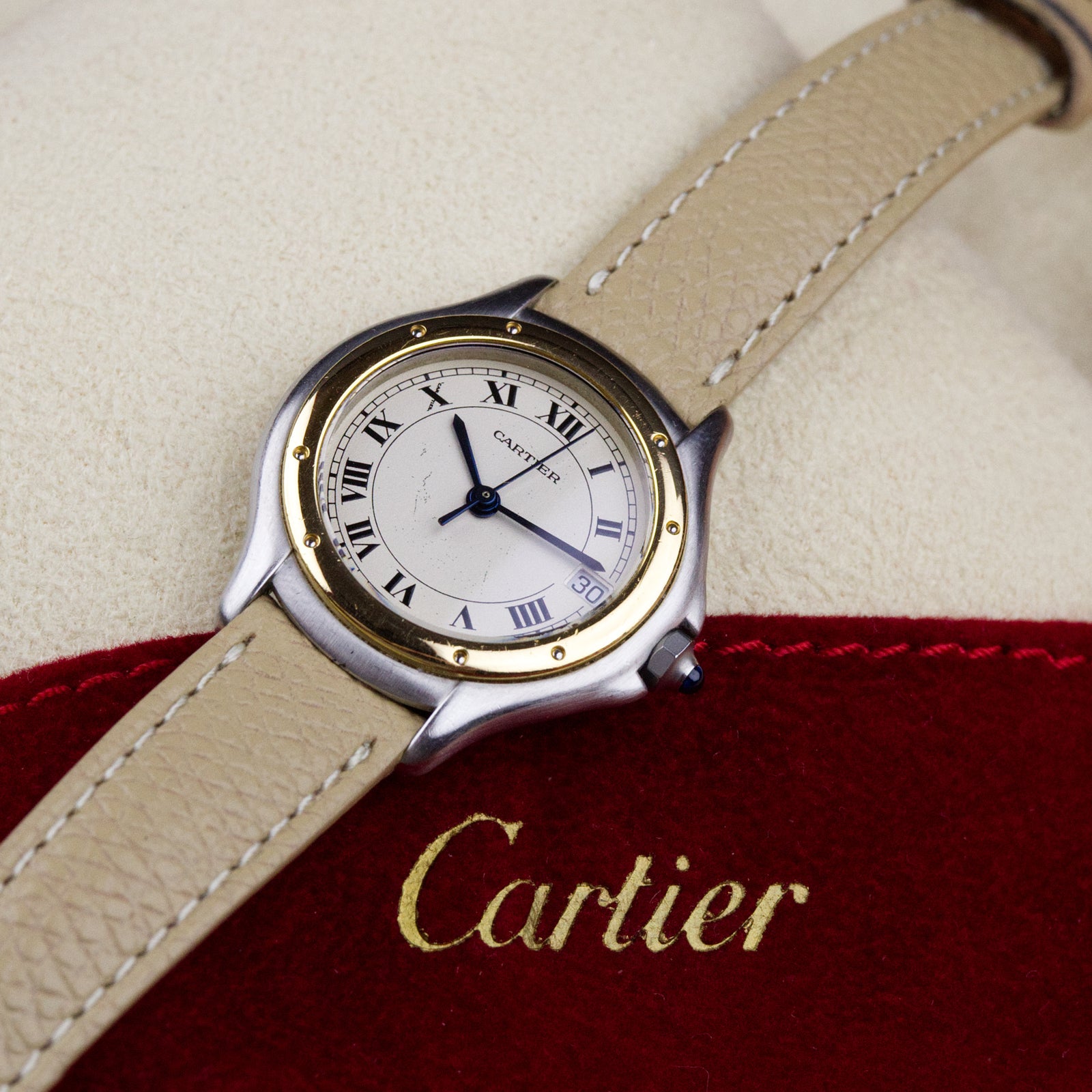 Cartier - 1190 Quartz (26mm Ladies)
