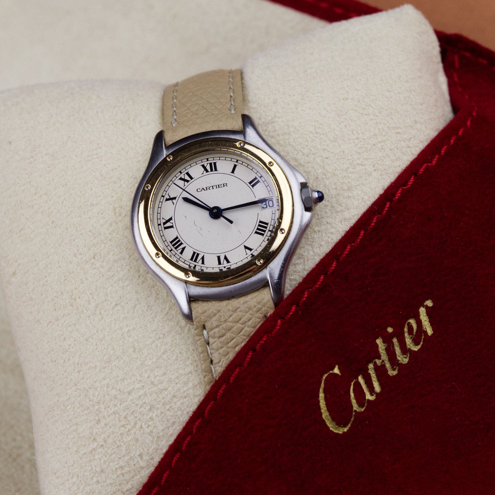 Cartier - 1190 Quartz (26mm Ladies)