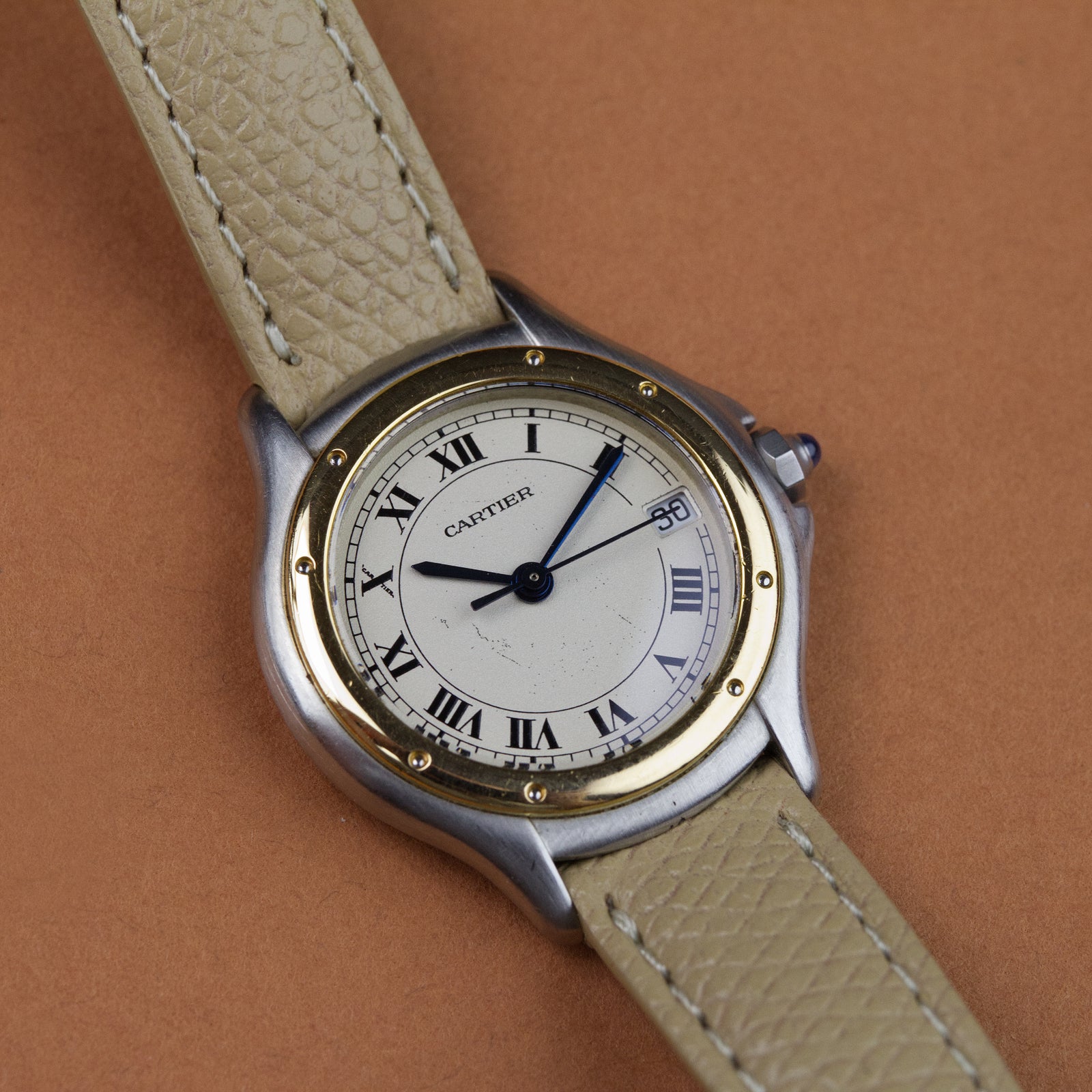 Cartier - 1190 Quartz (26mm Ladies)