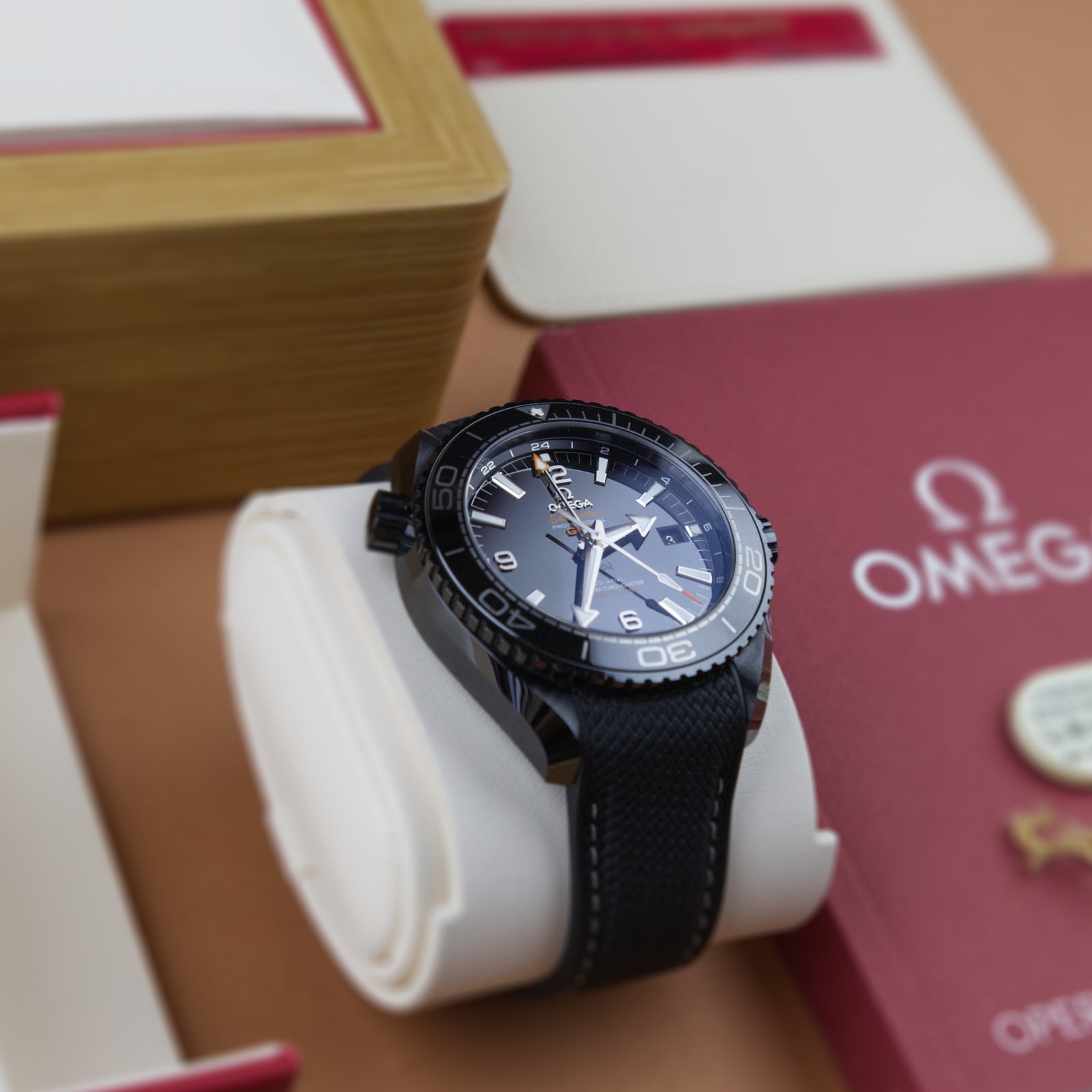 Omega Seamaster Planet Ocean (Ceramic) GMT