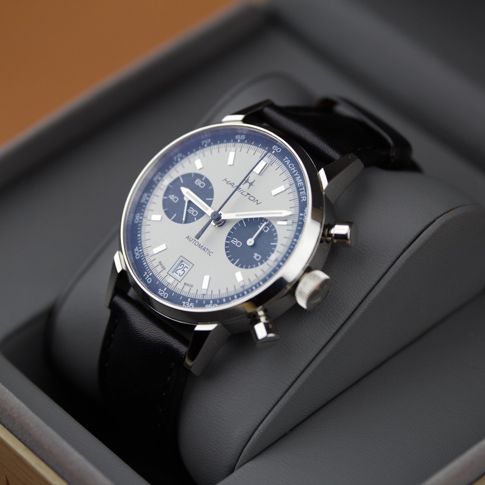 Hamilton - Chronograph H384160