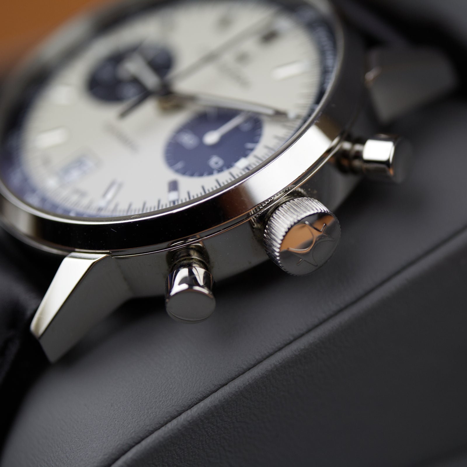 Hamilton - Chronograph H384160
