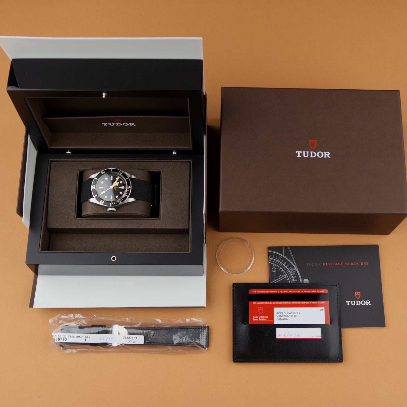 Tudor - Black Bay 41mm (Smiley+Rose)
