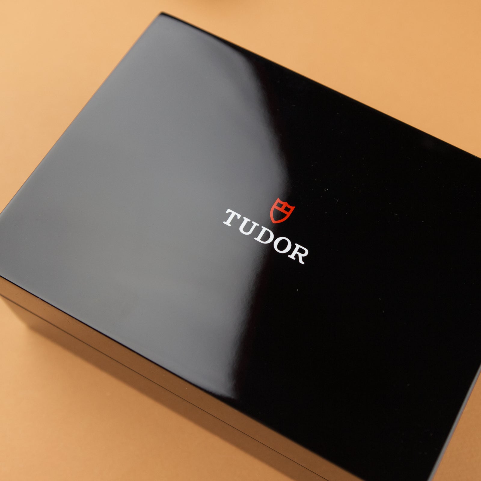 Tudor - Black Bay 41mm (Smiley+Rose)