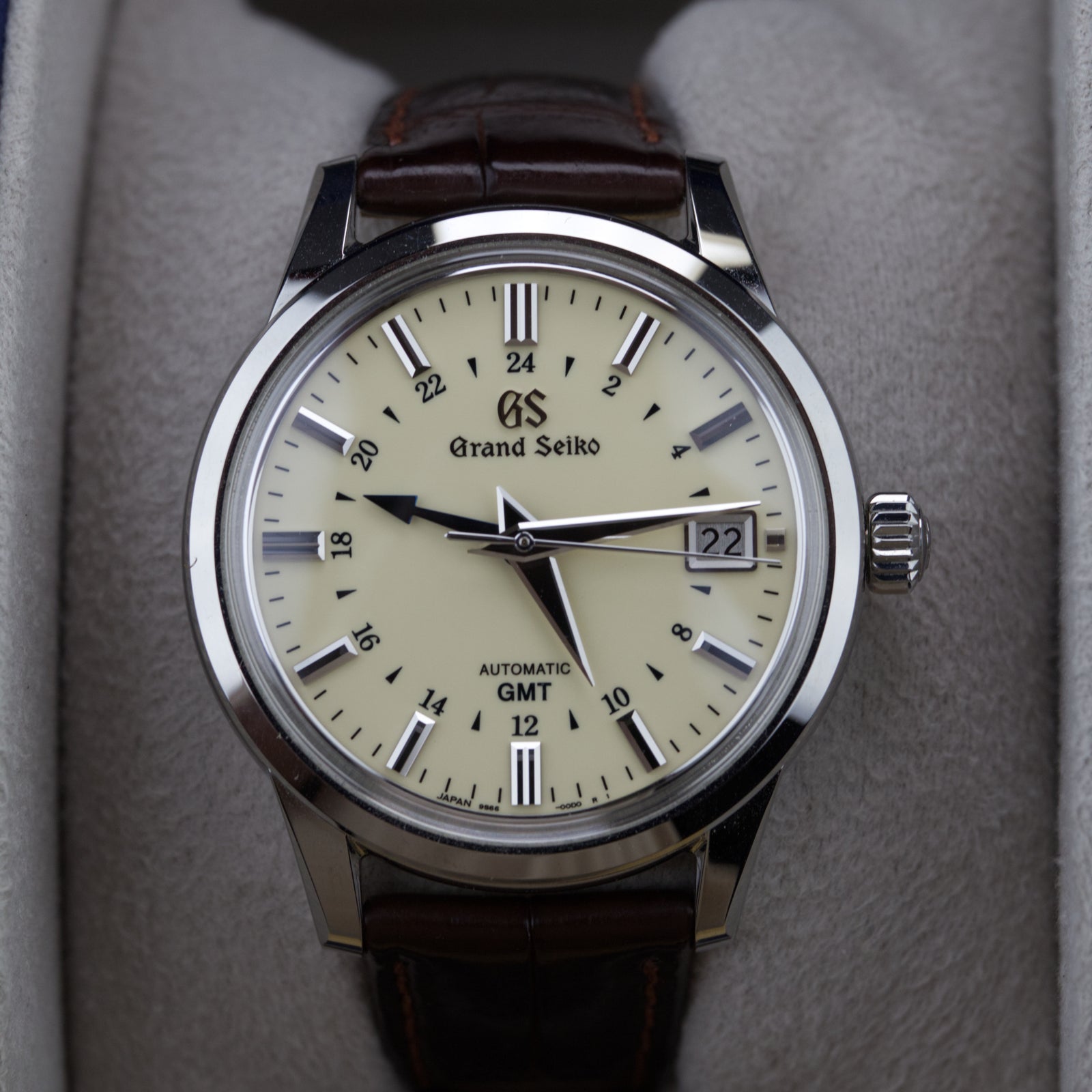 Grand Seiko - SBGM221G