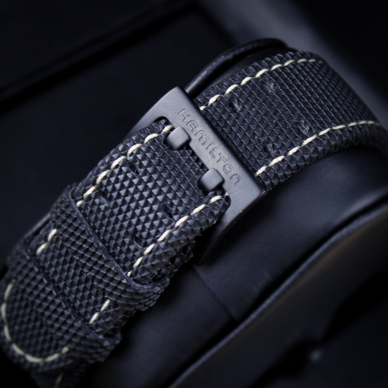 Hamilton - PVD Khaki Field watch H705750