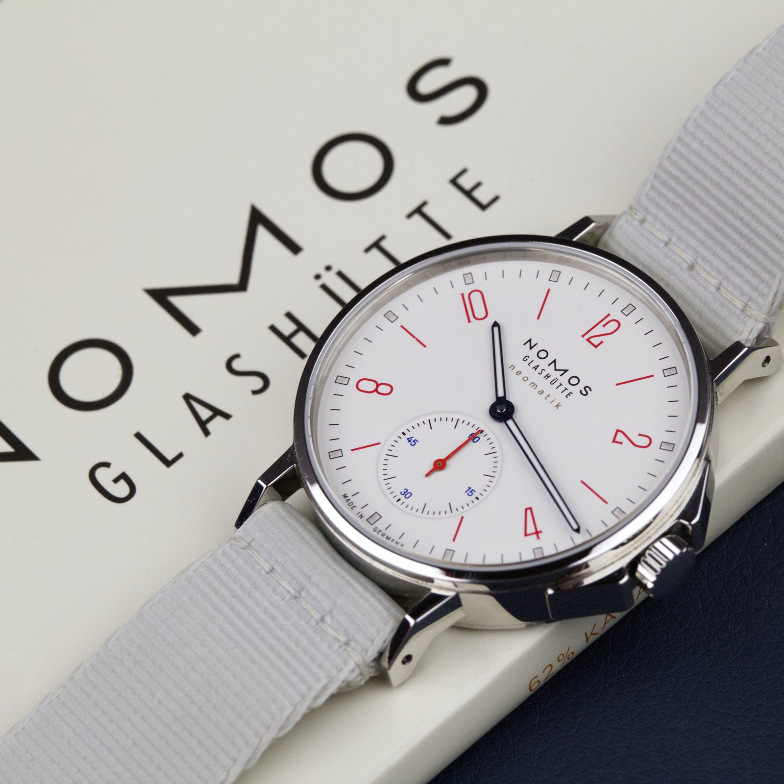 Nomos - Ahoi Neomatik Siren White Ref: 564