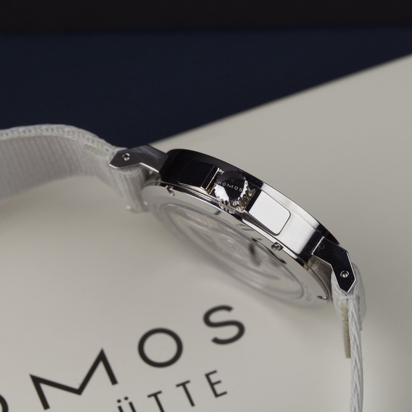 Nomos - Ahoi Neomatik Siren White Ref: 564