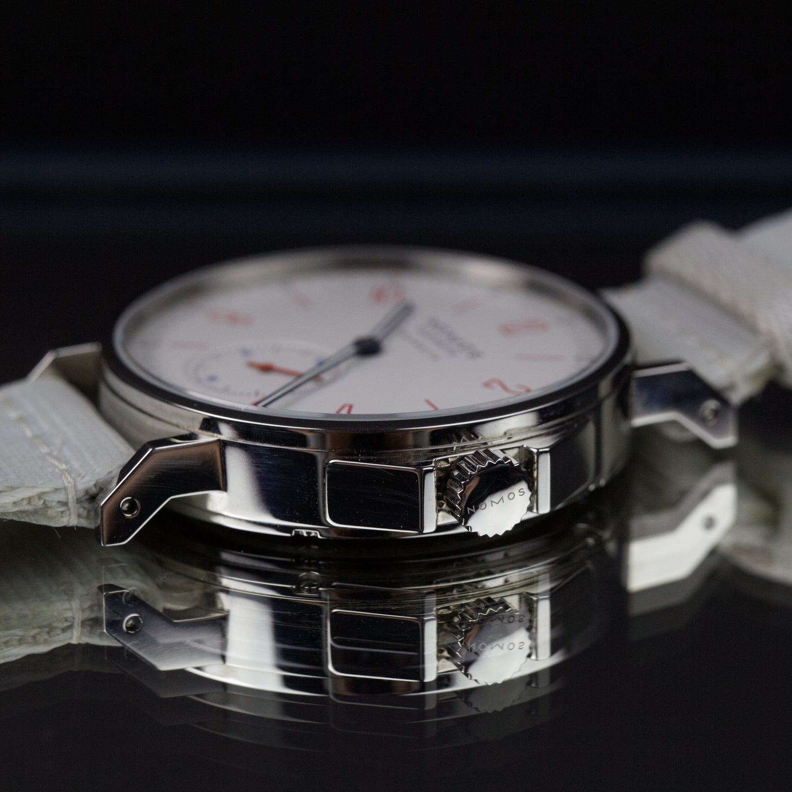 Nomos - Ahoi Neomatik Siren White Ref: 564
