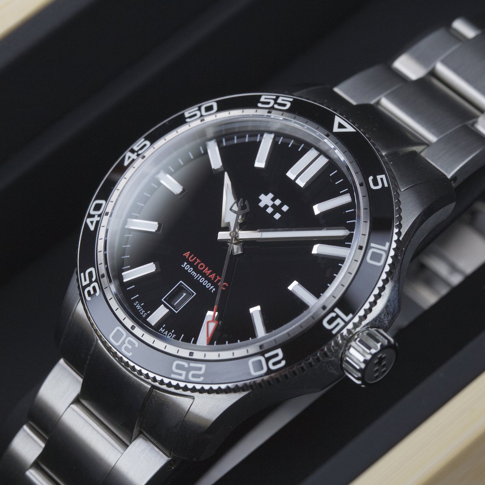 Christopher Ward - Trident Pro 300-TF