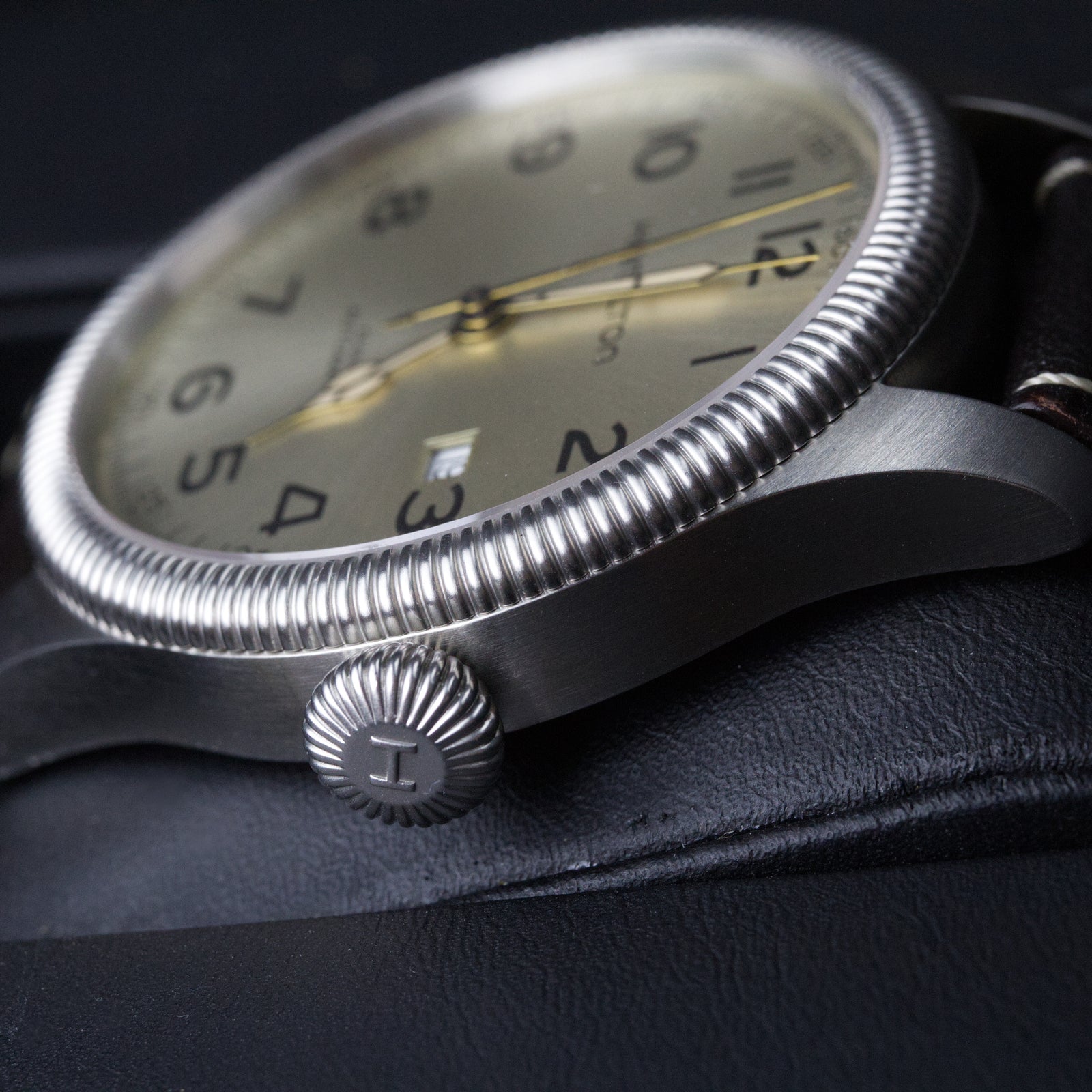 Hamilton - Khaki Pioneer Auto H605150