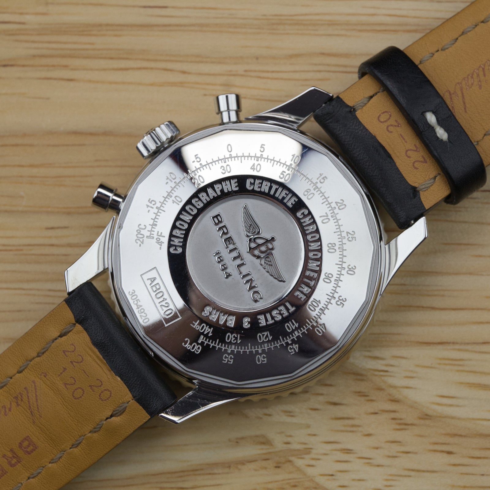 Breitling Navitimer 01 - AB1020