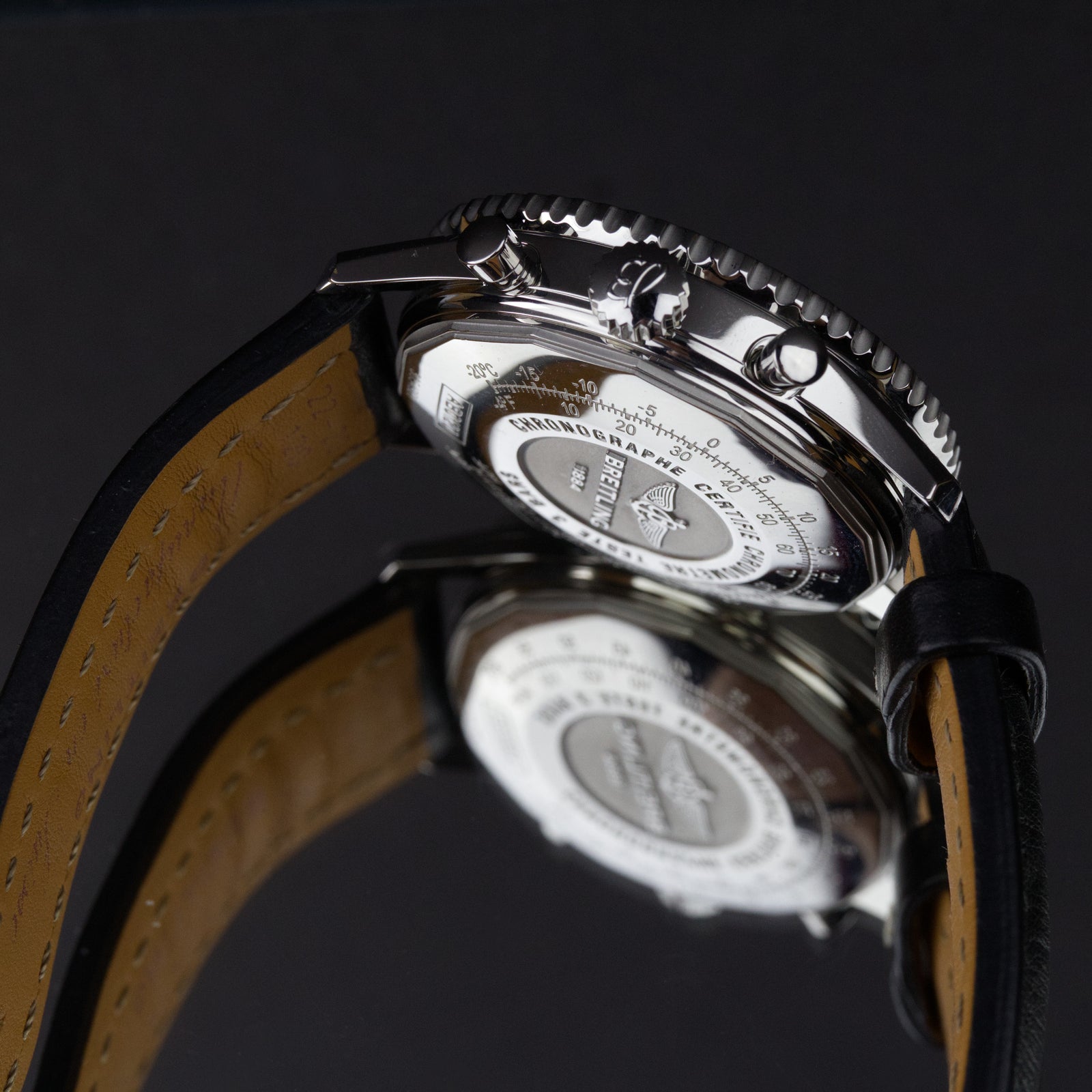 Breitling Navitimer 01 - AB1020