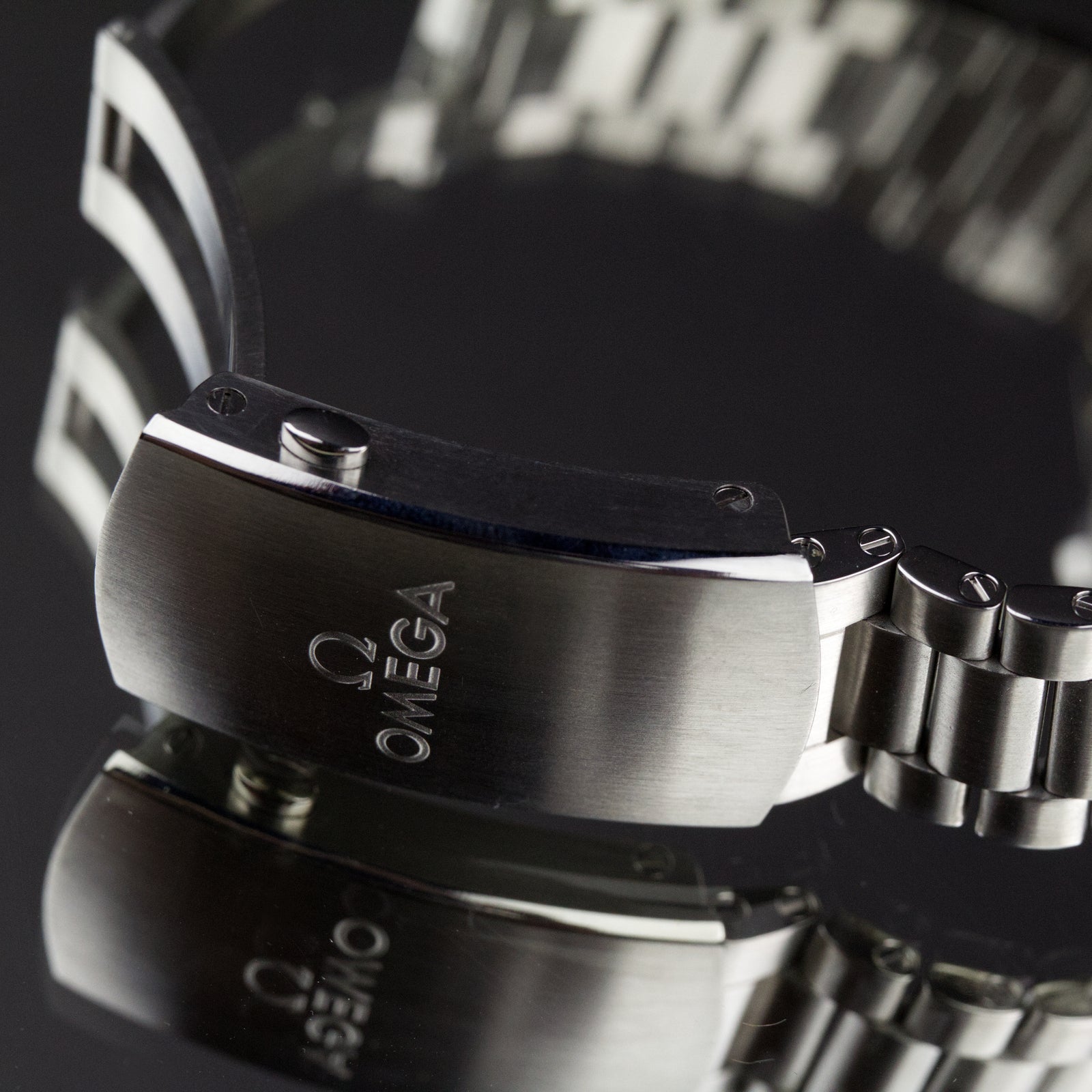 Omega - Speedmaster Mark II (Co-Axial)