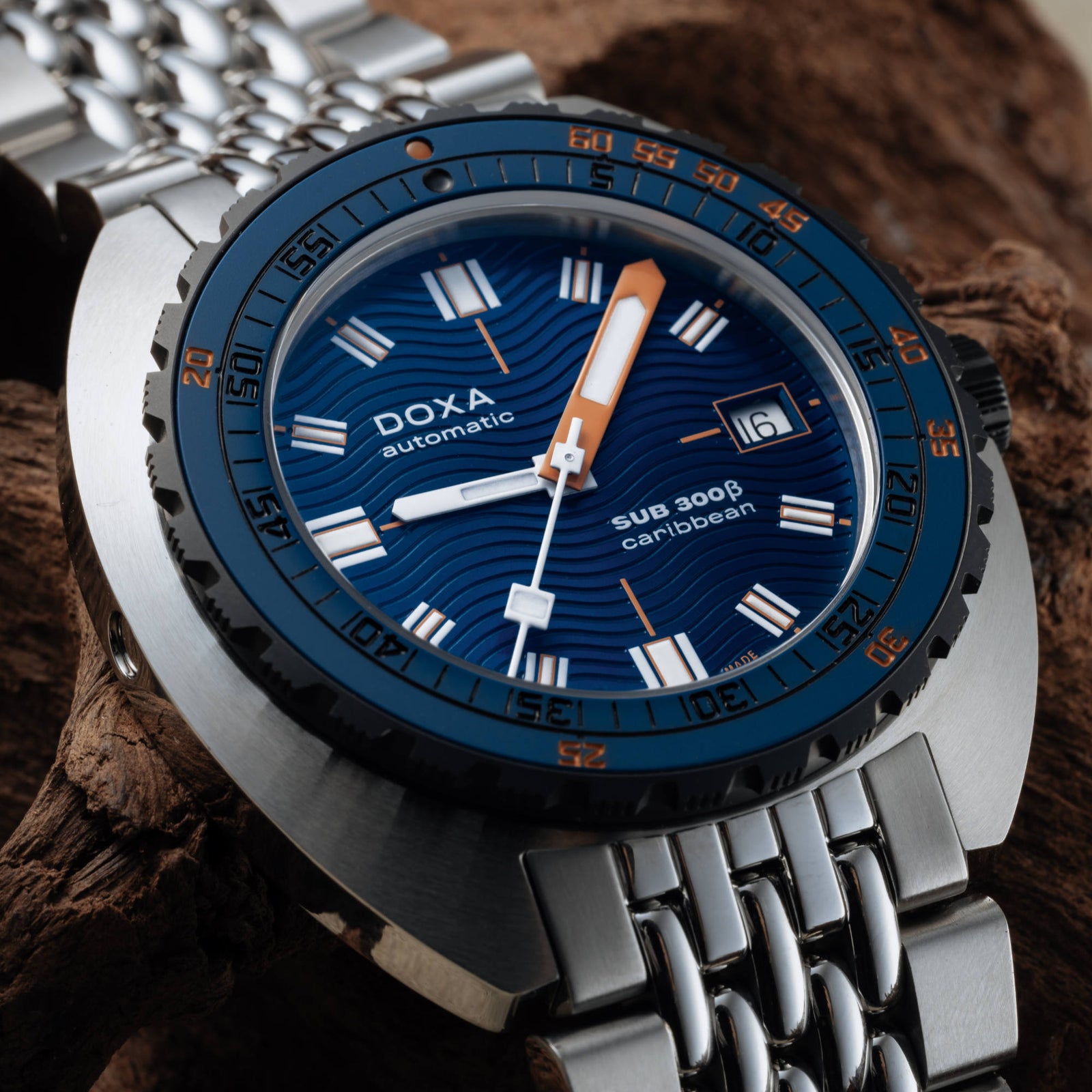 Doxa 300 Beta - Carribean (Navy Blue)