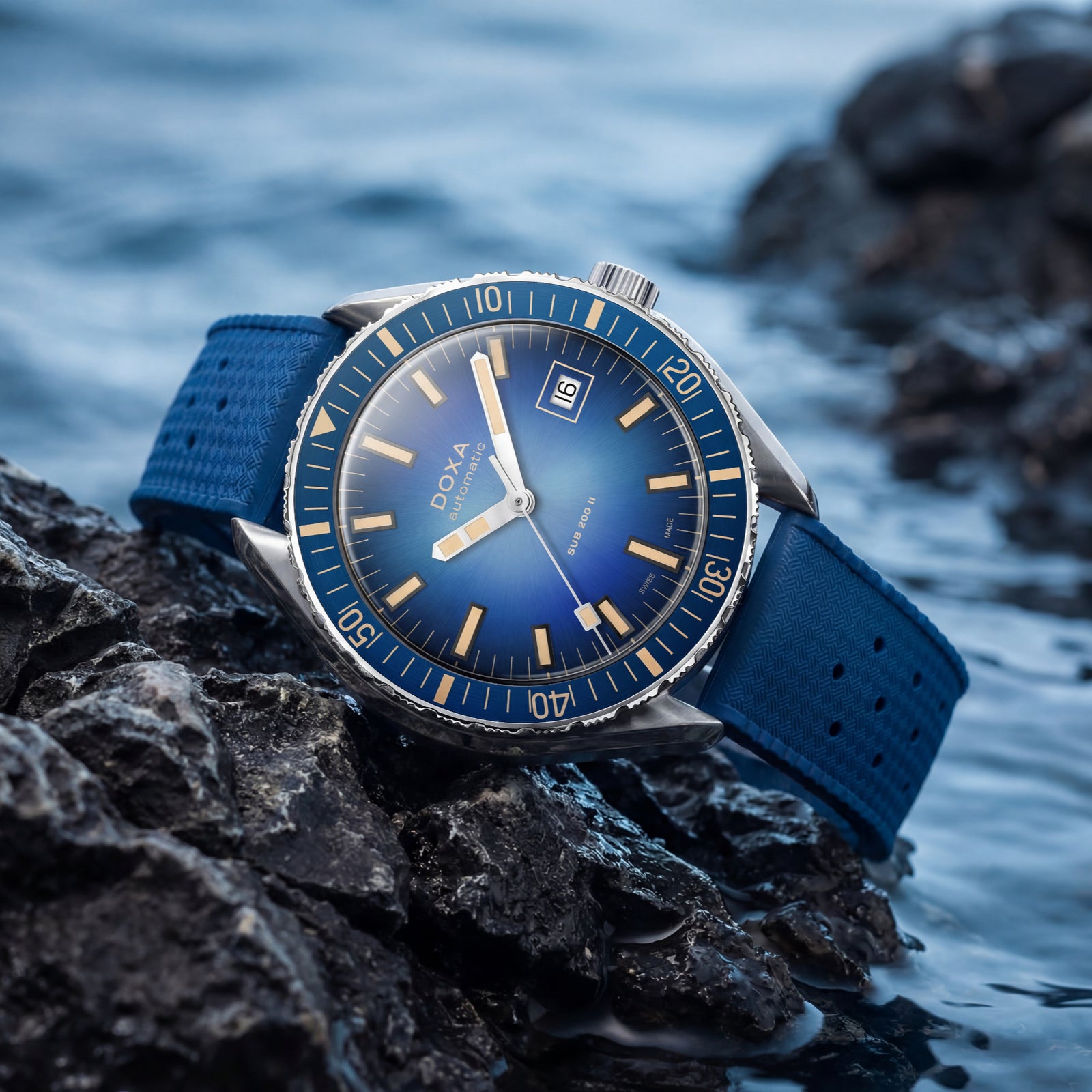 Doxa 200 II - Carribean (Blue)